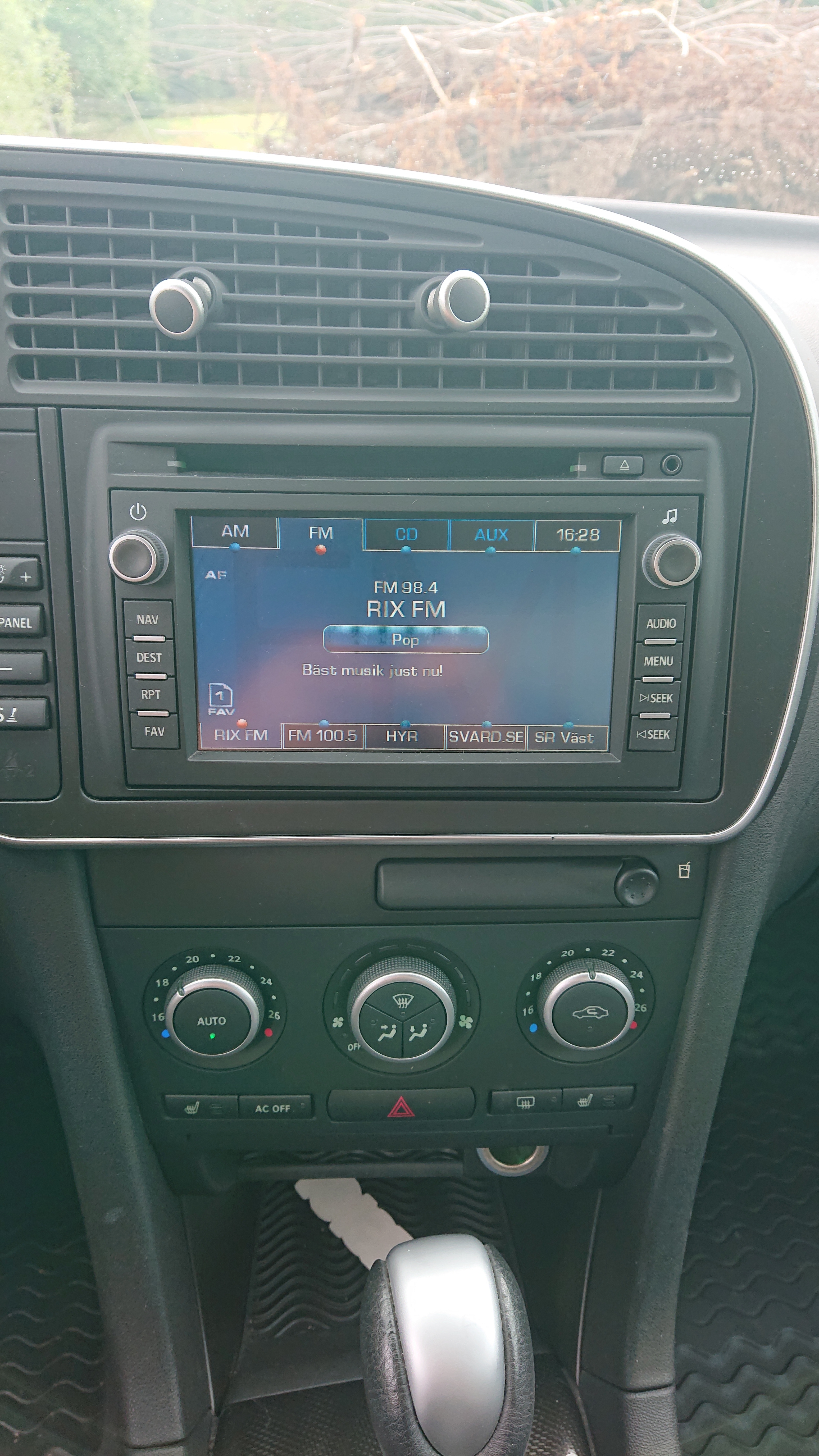 Saab 9-3 2008, kuva 5/10