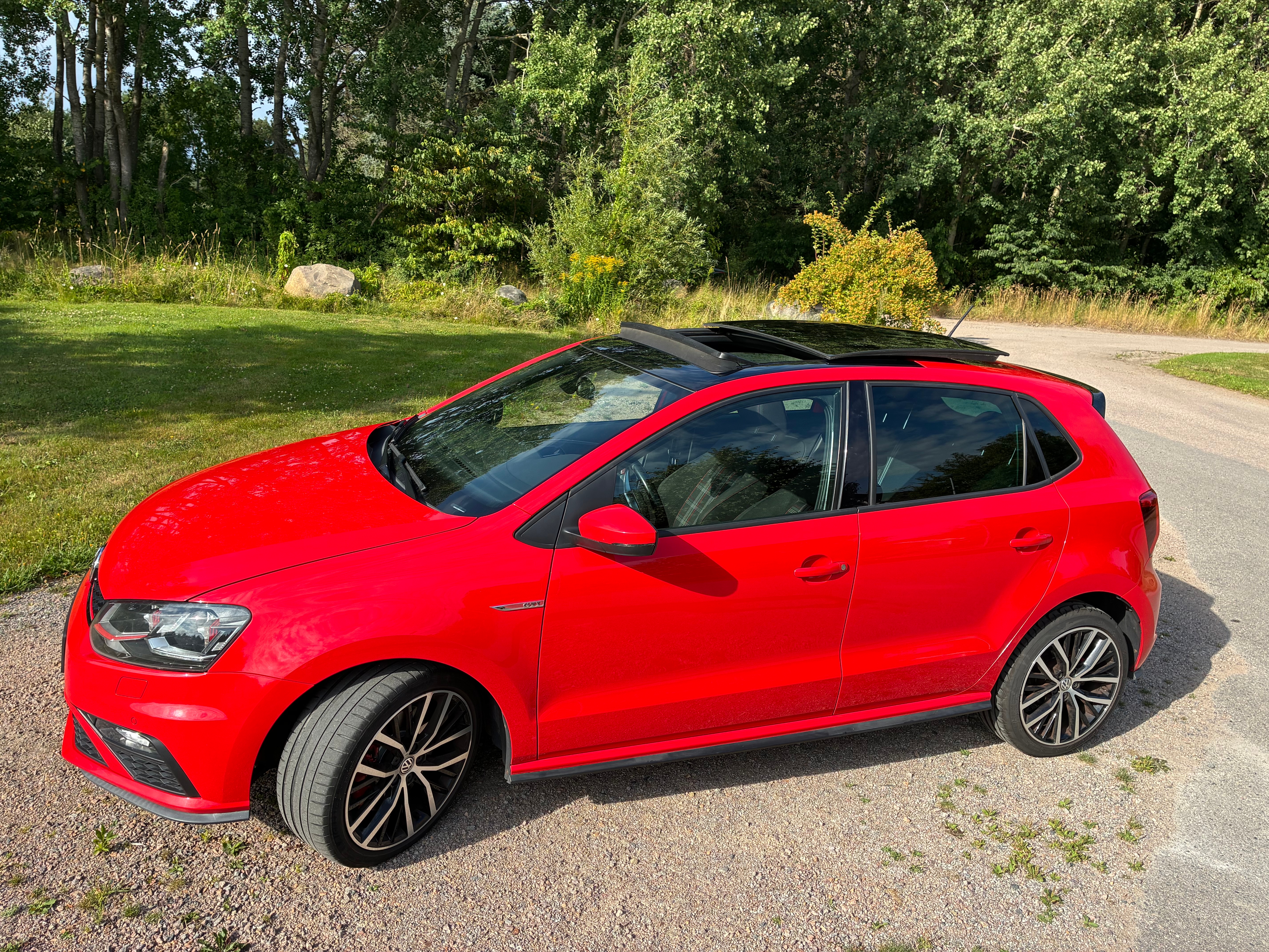 Volkswagen Polo 2017, kuva 2/7