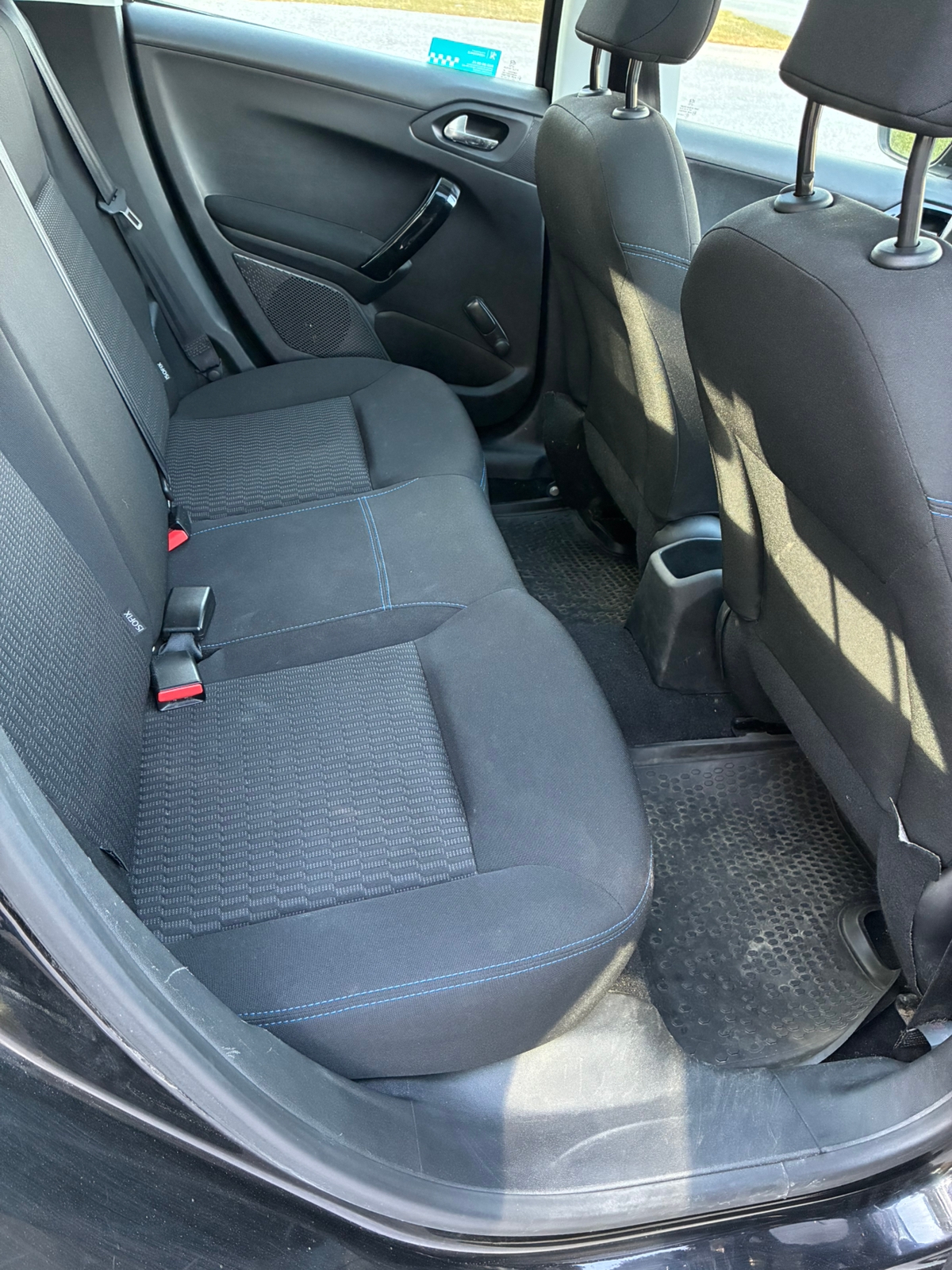 Peugeot 208 2018, bild 6/8