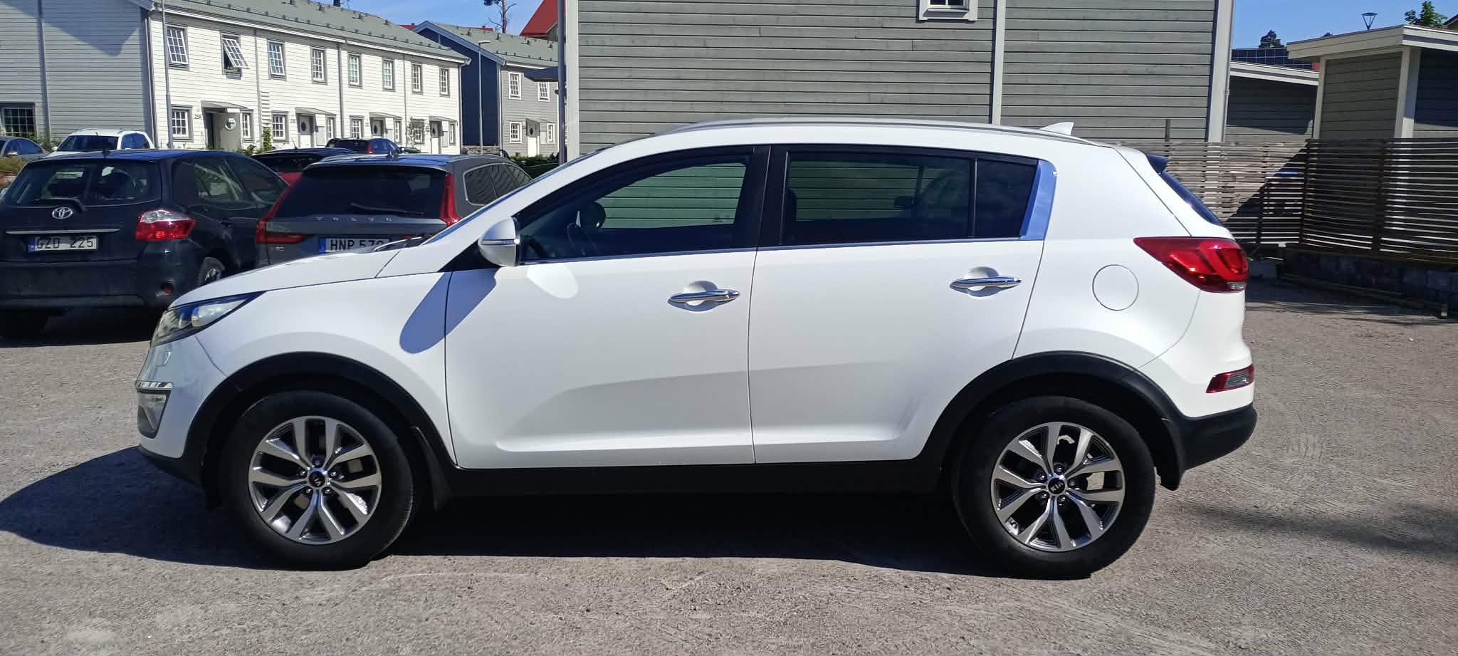 Kia Sportage 1.7 CRDi Manuell 2014, bild 3/8