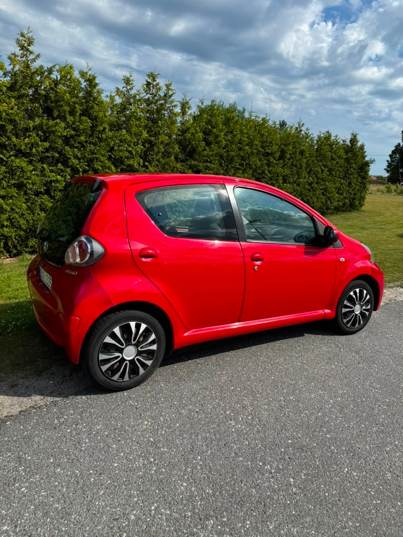 Toyota Aygo 5-dörrar 1.0 VVT-i MultiMode 2013, bild 6/10