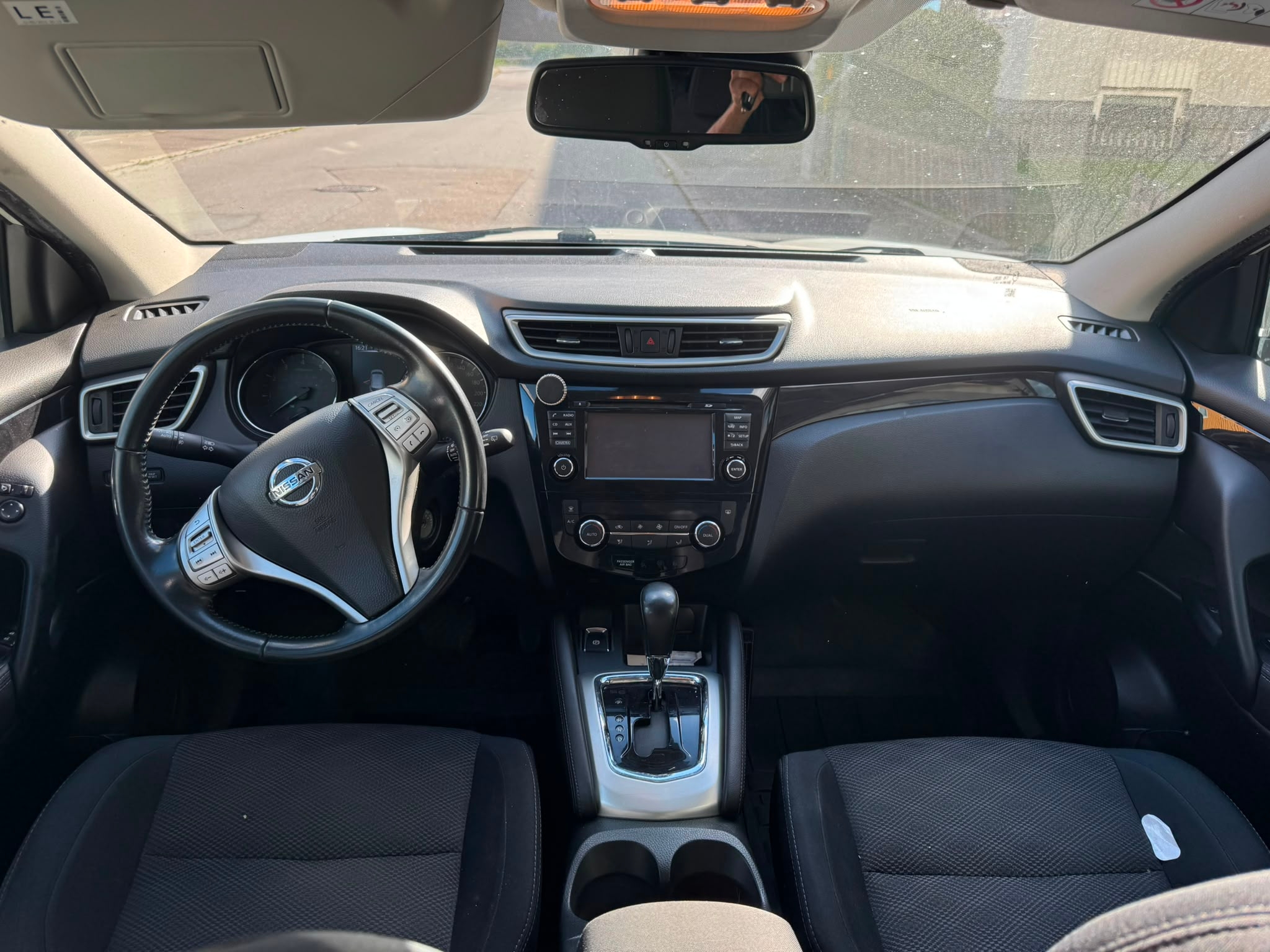 Nissan Qashqai 1.2 DIG-T XTRONIC-CVT 2015, bild 3/6