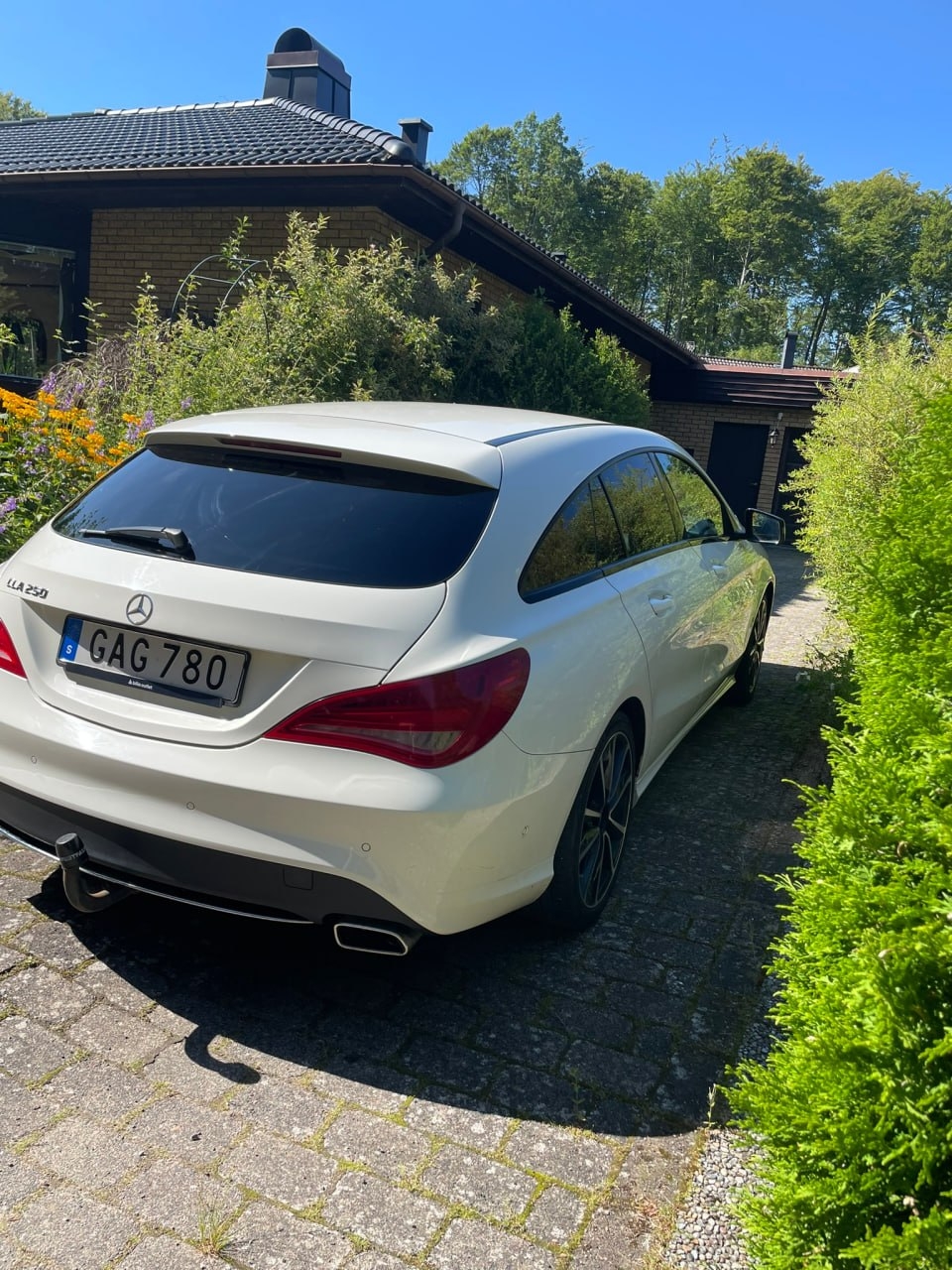 Mercedes-Benz CLA 250 Shooting Brake 2015, photo 4/10