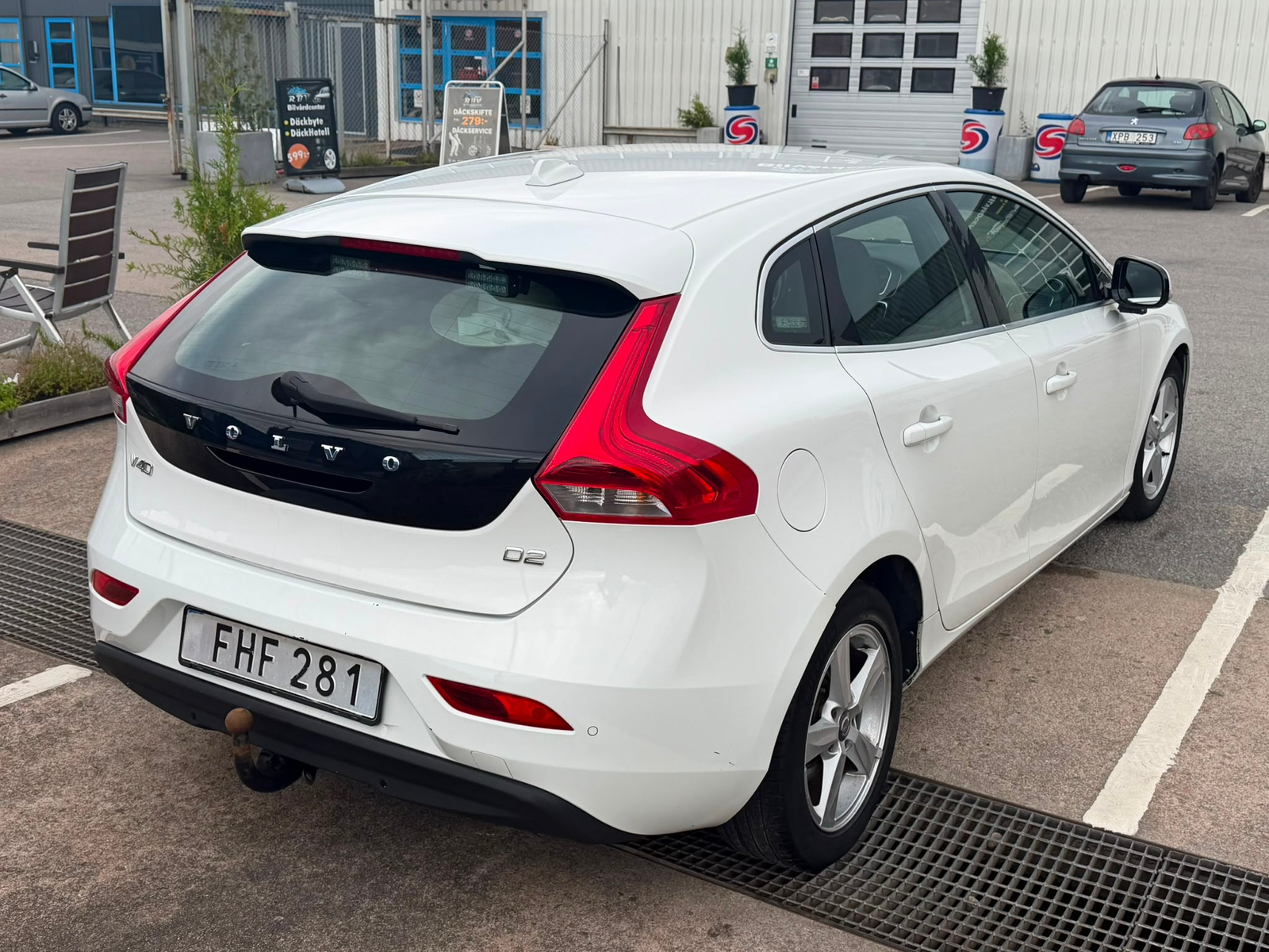 Volvo V40 D2 Powershift 2014, bild 2/6