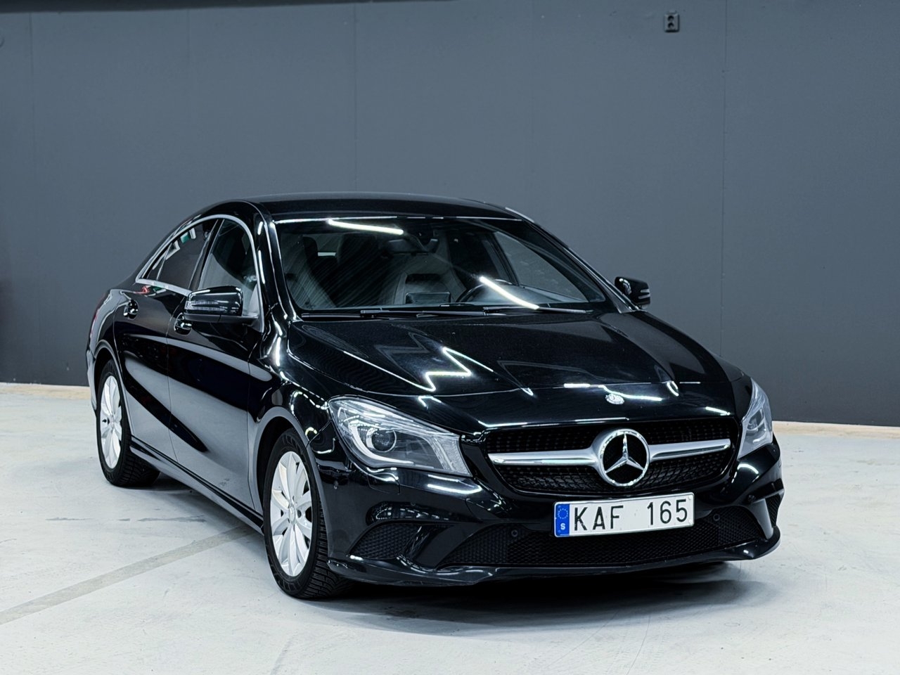Mercedes-Benz CLA 200 Urban Line 2014, bild 4/12