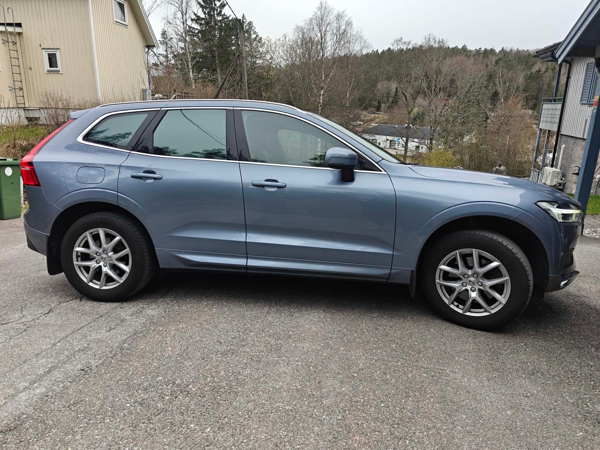 Volvo XC60 D4 AWD Geartronic 2019, bild 2/10