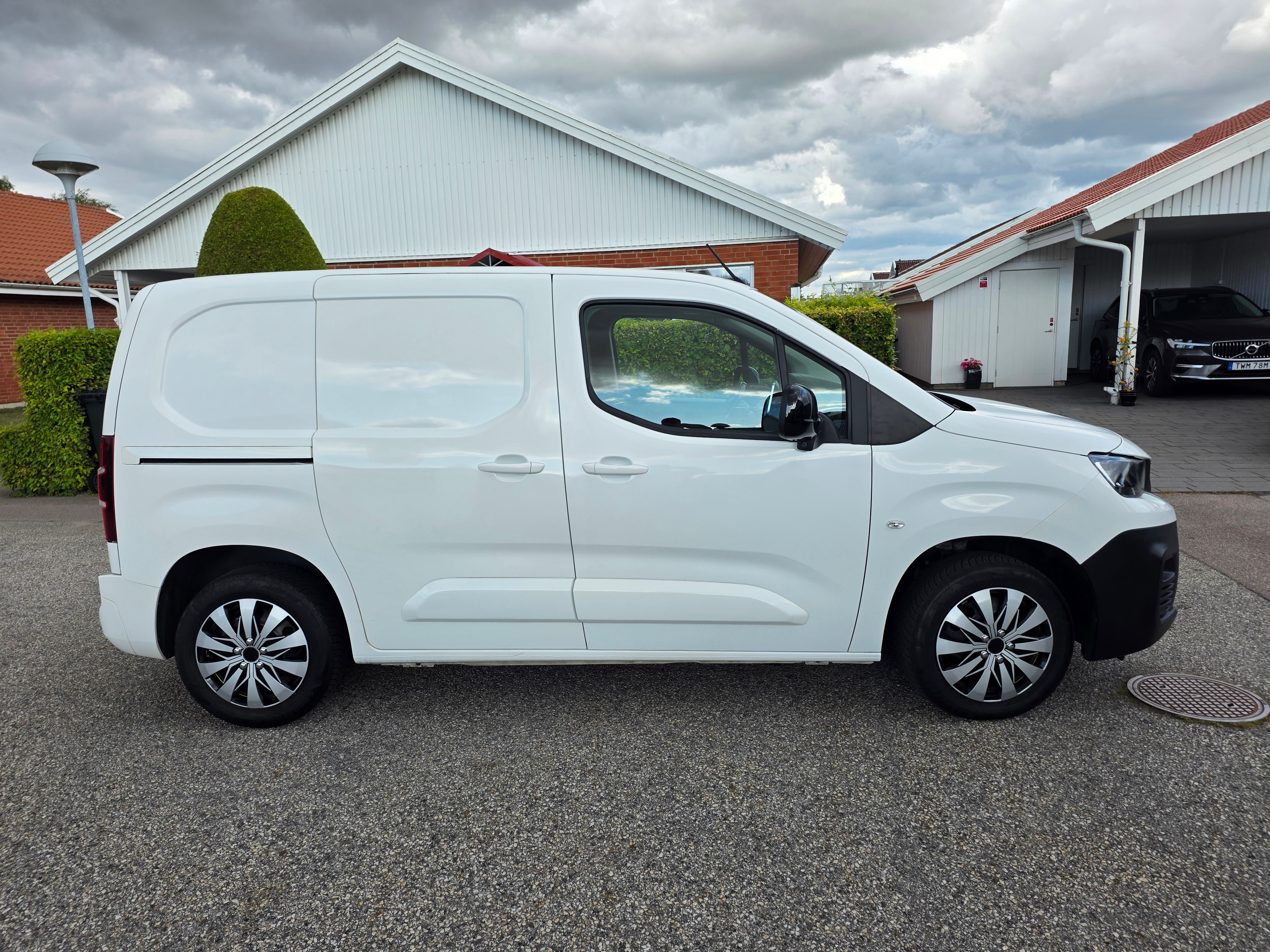Peugeot Partner 2021, bild 4/10