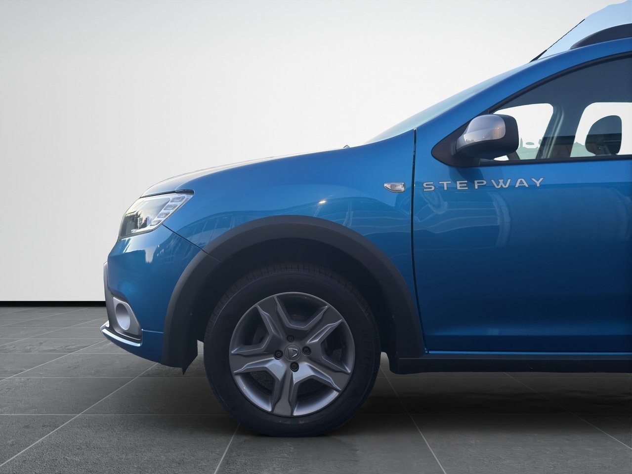 Dacia Logan MCV Stepway 0.9 TCe Drag 2019, kuva 4/10