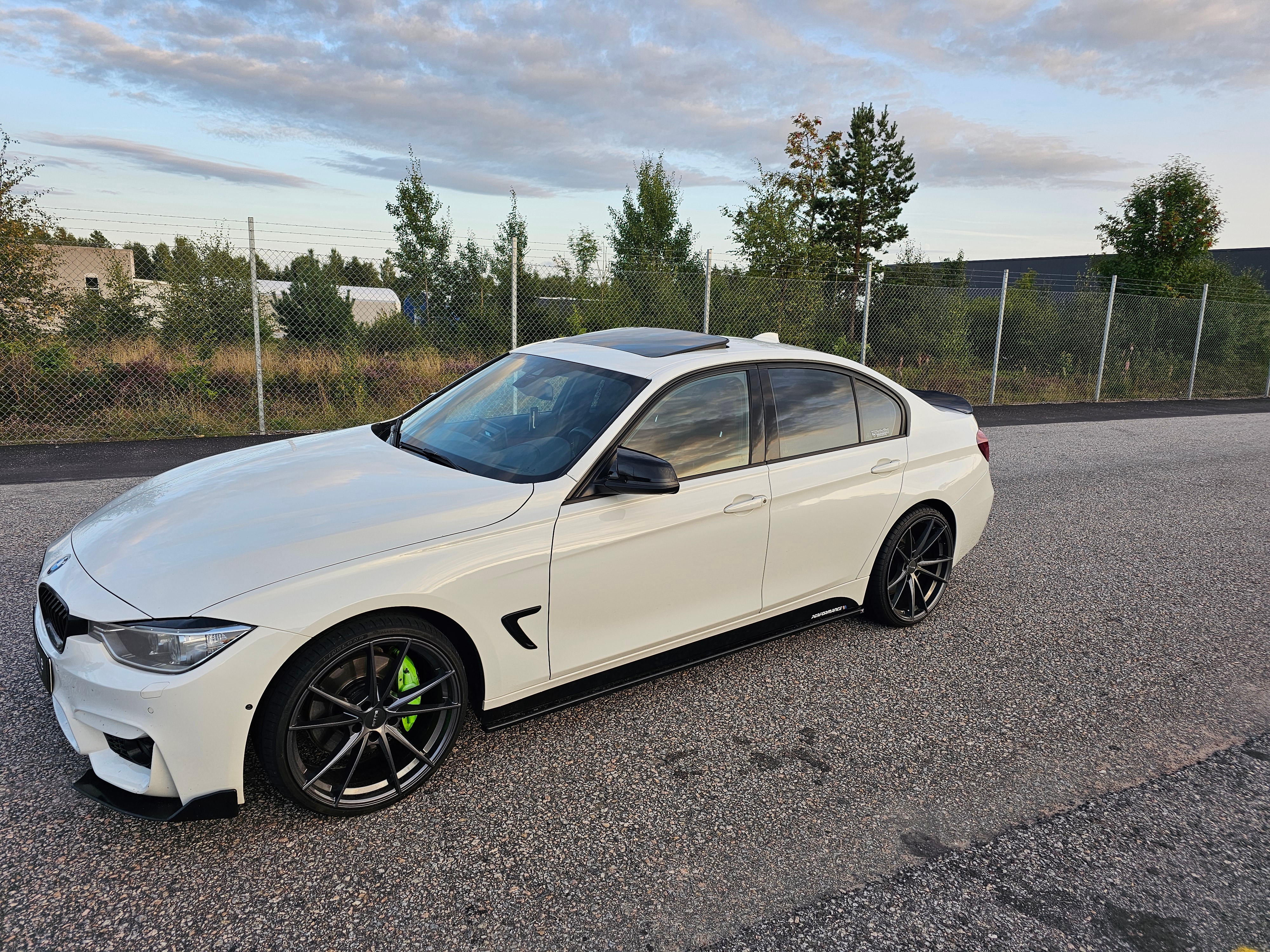 BMW 335