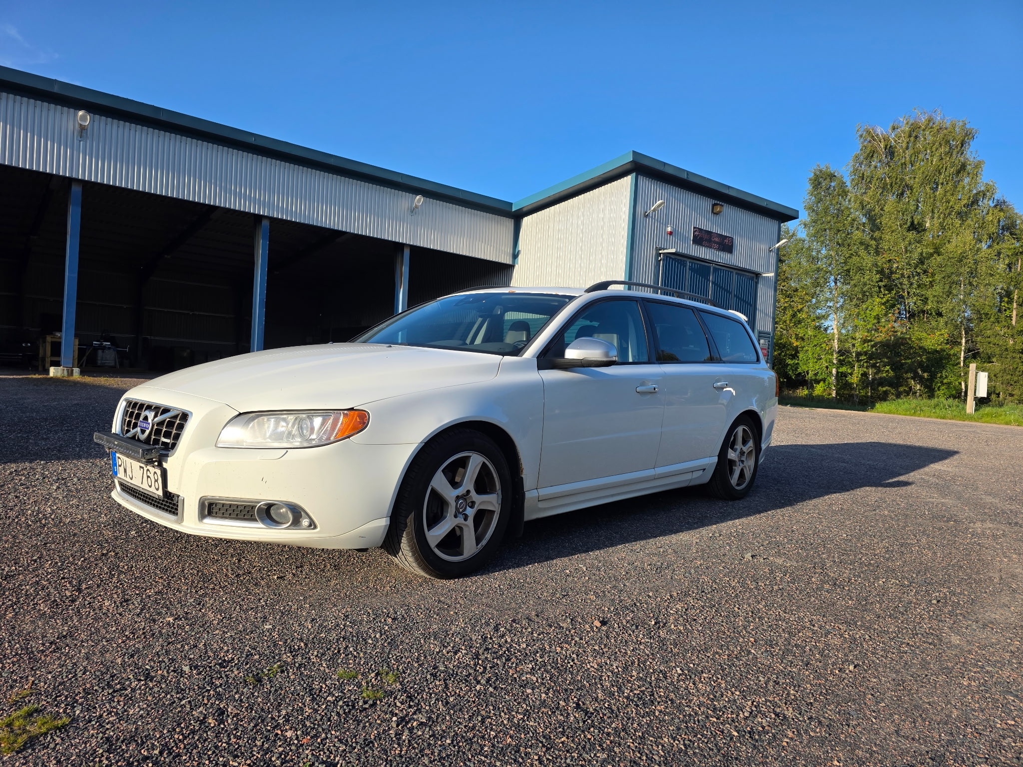 Volvo V70 D4 AWD Geartronic 2013, bild 2/4