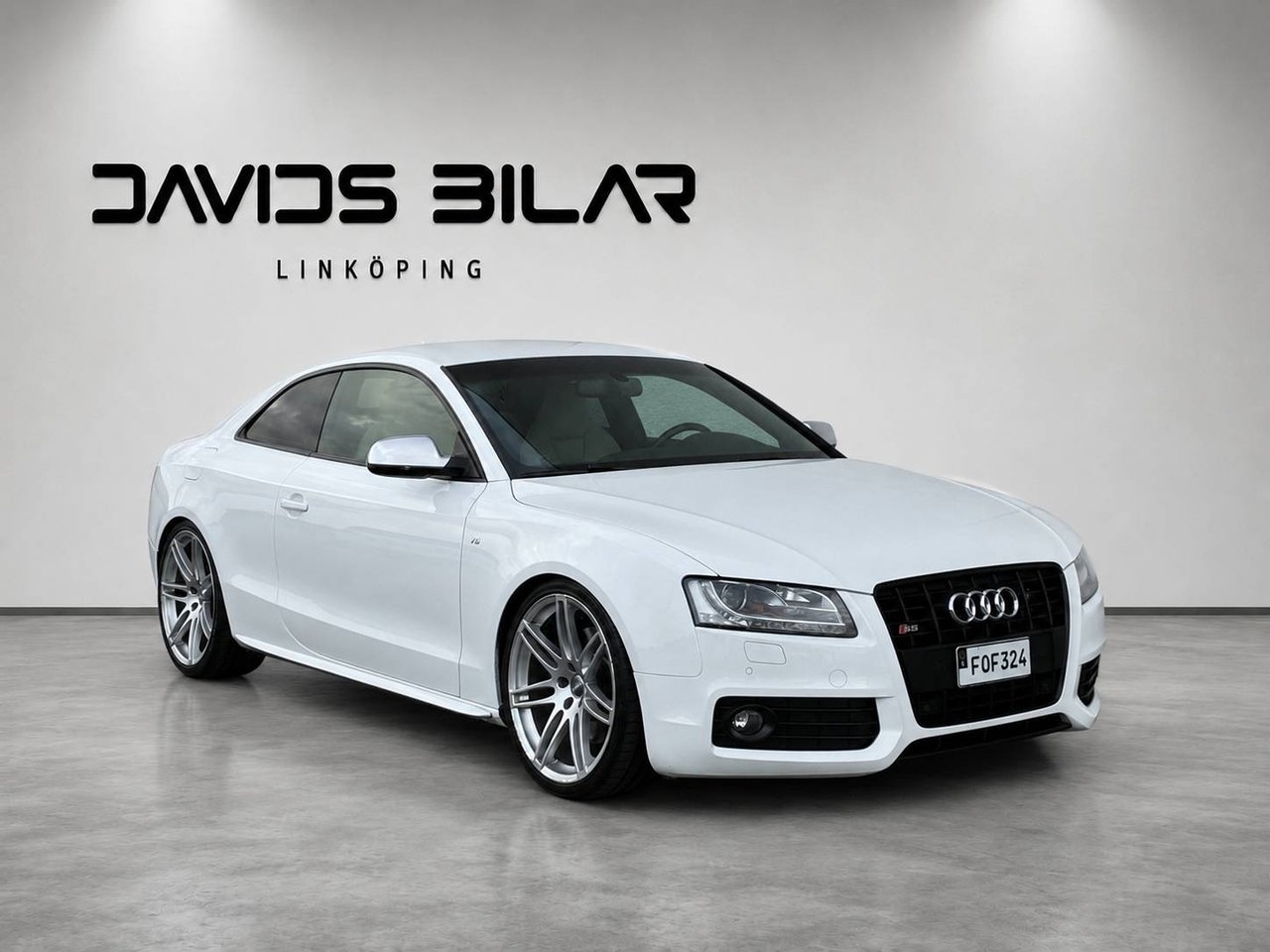 Audi S5 2010, kuva 4/10
