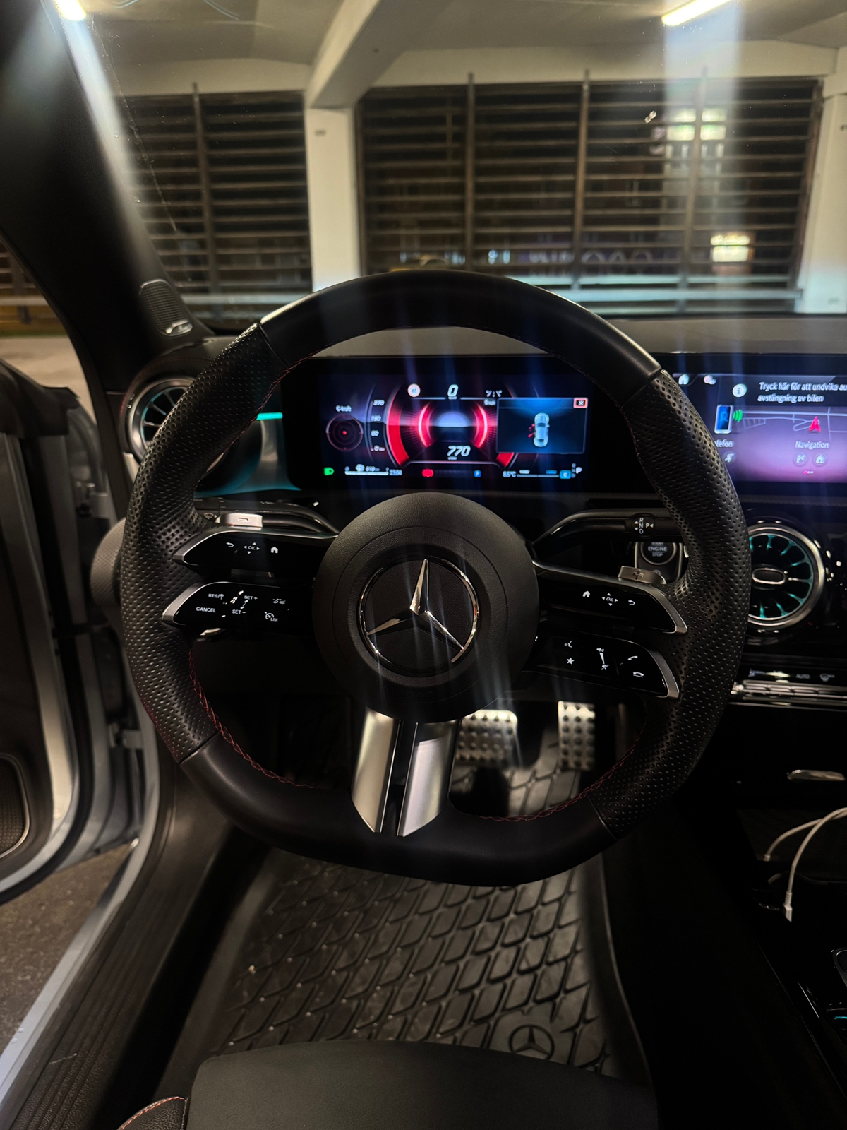 Mercedes-Benz CLA 200 7G-DCT 2025, bild 7/8