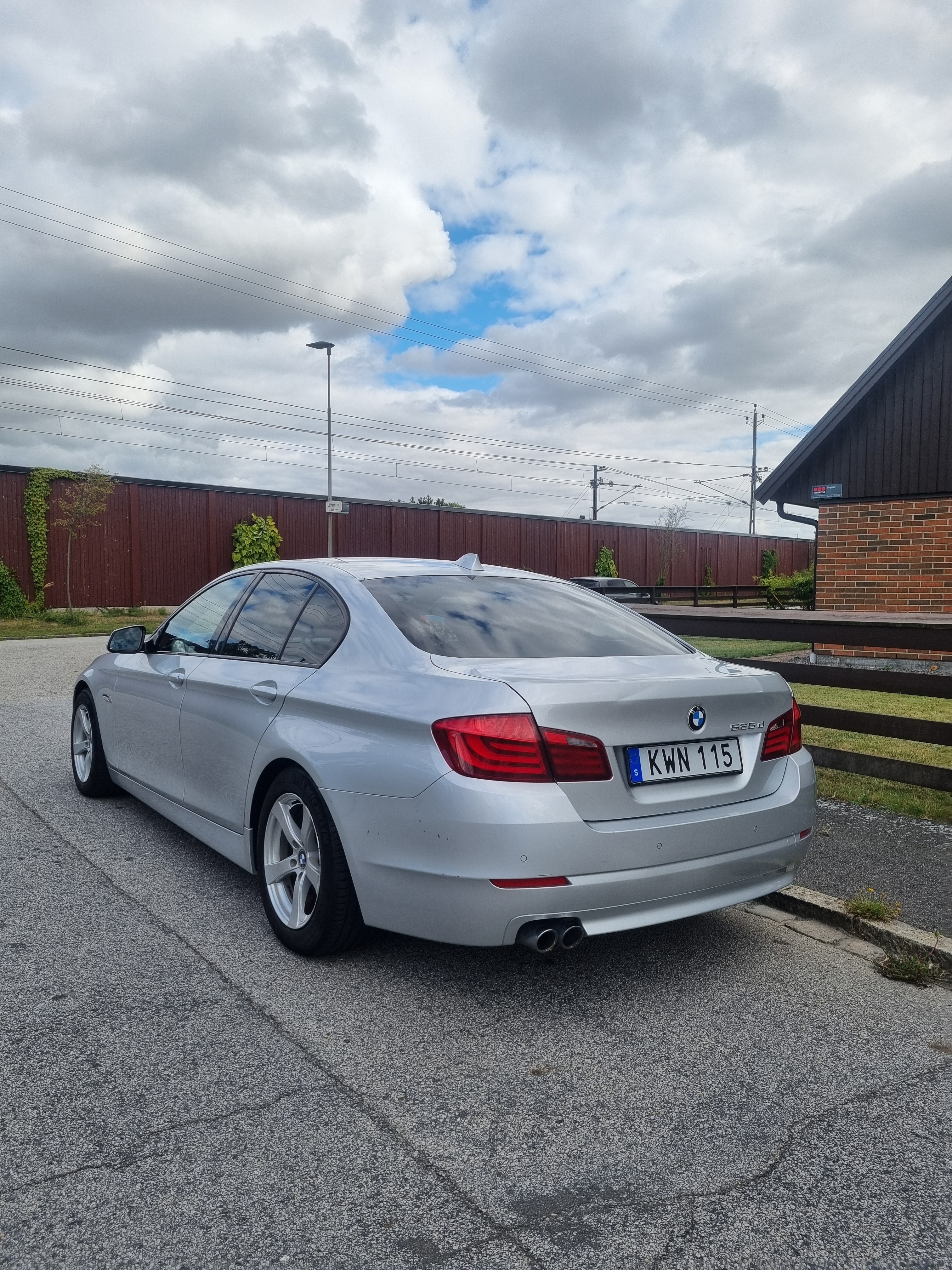 BMW 525 d Sedan Steptronic 2011, bild 4/7