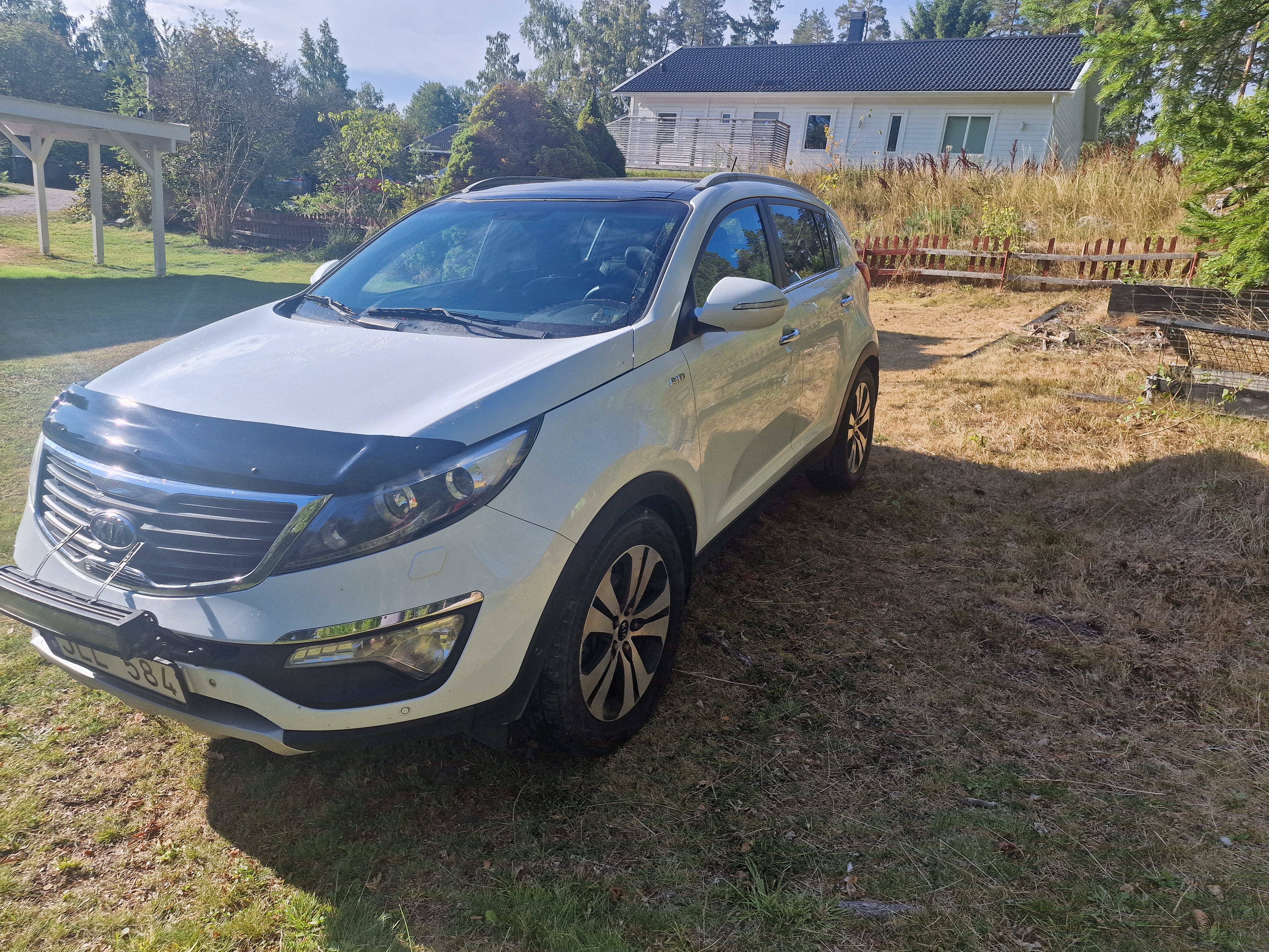 Kia Sportage 2.0 CRDi AWD Automatisk 2012, bild 2/5