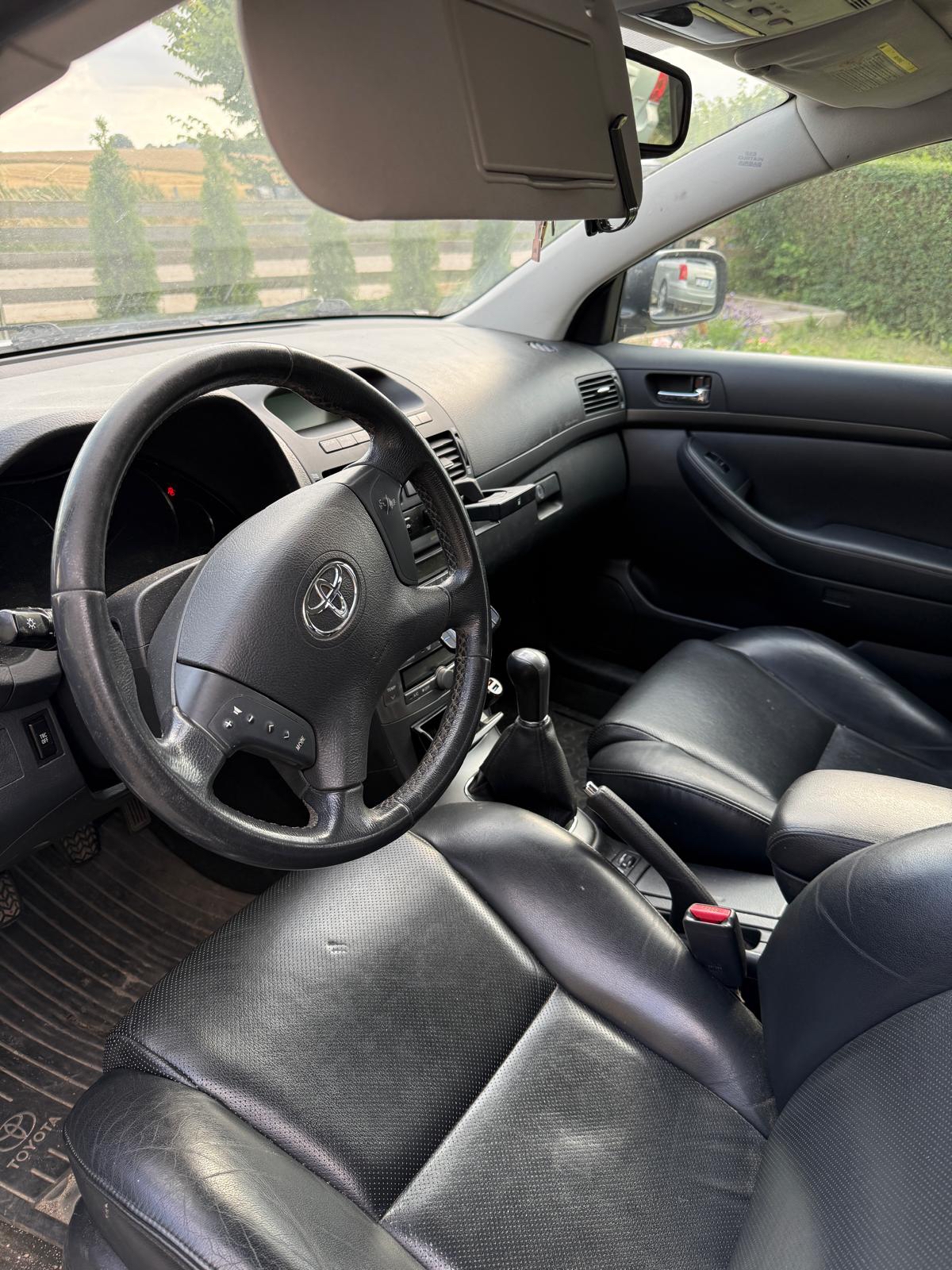 Toyota Avensis 2006, bild 3/8