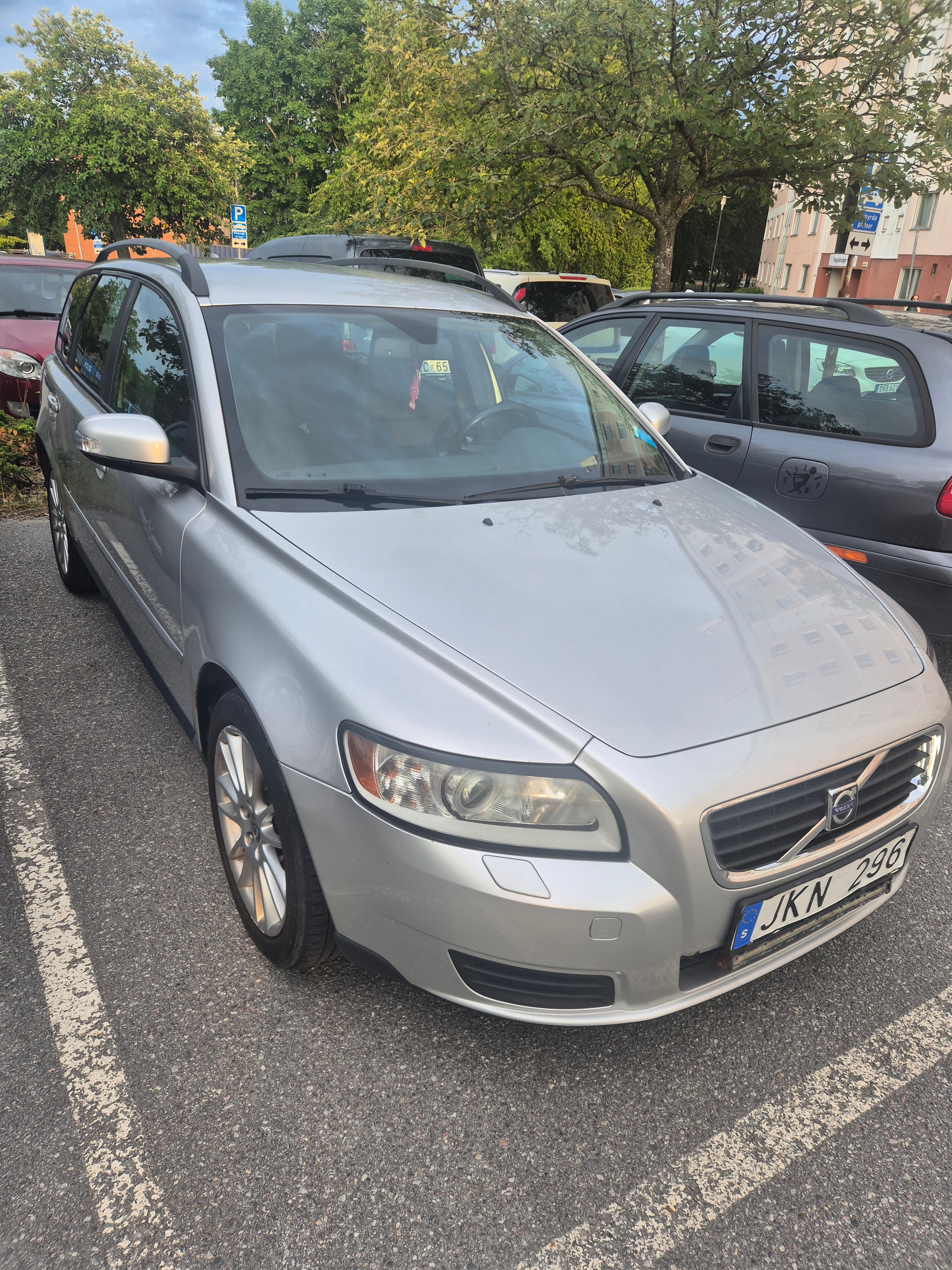 Volvo V50