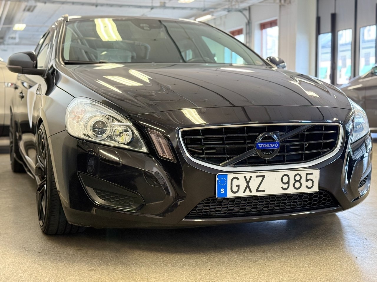 Volvo V60 2.0T Momentum Euro 5 2011, photo 5/10