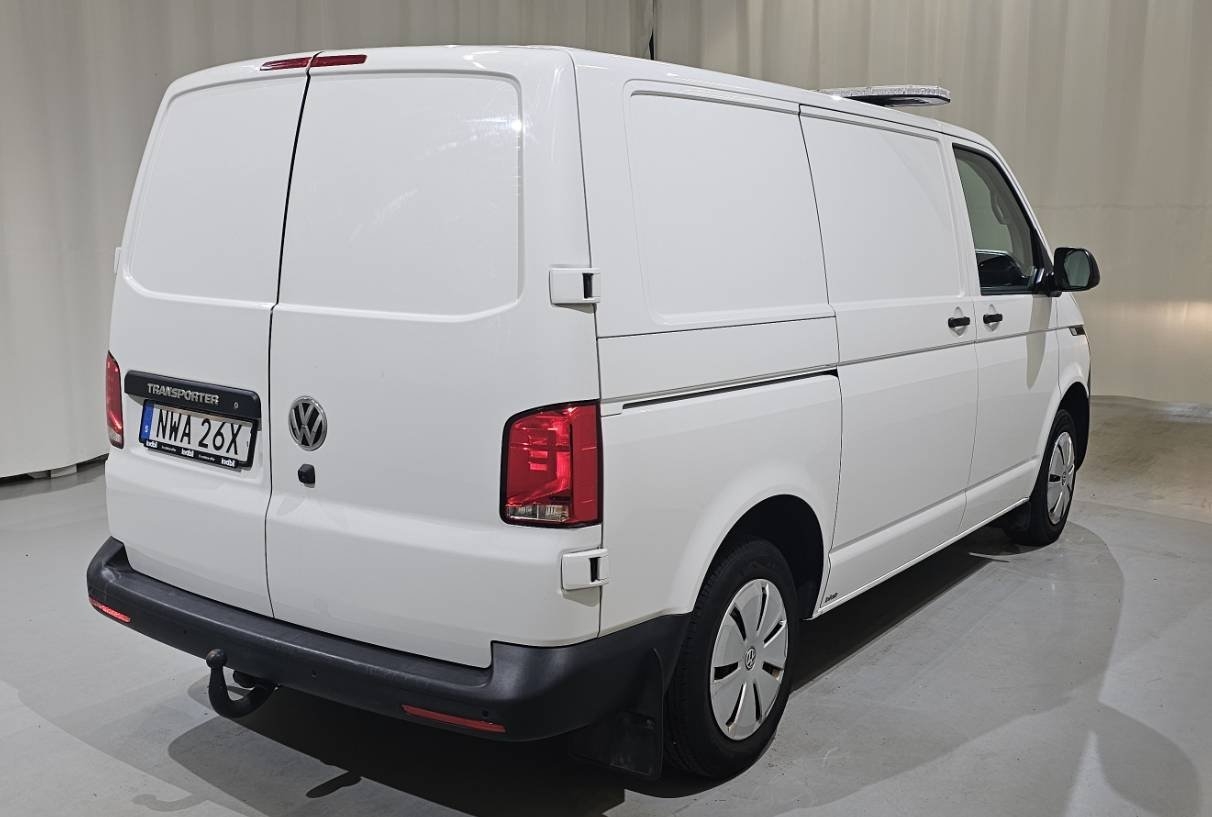 Volkswagen Transporter 2023, bild 2/10