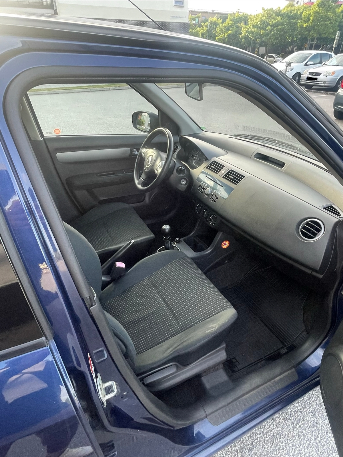 Suzuki Swift 2005, bild 4/10