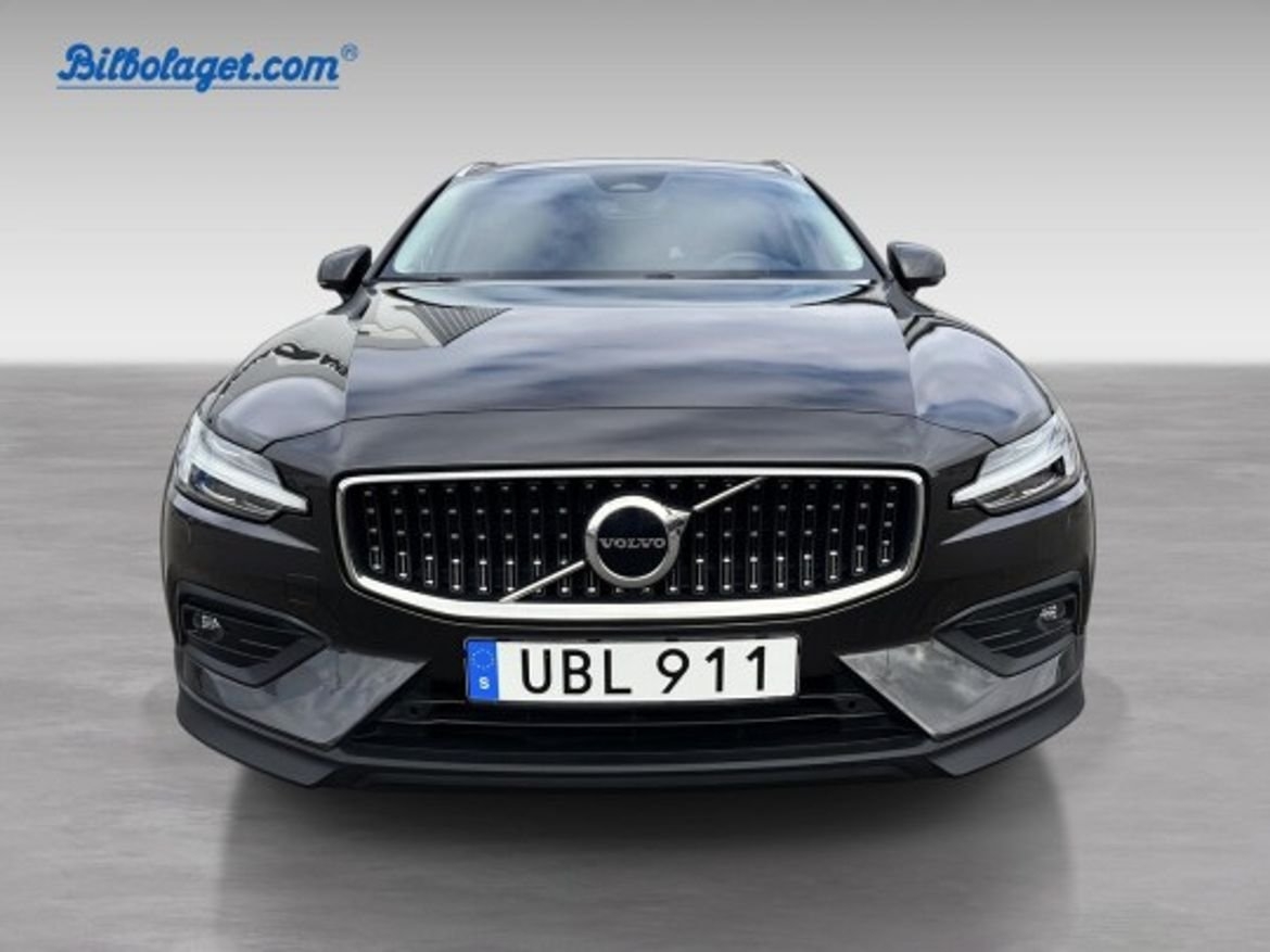 Volvo V60 Cross Country 2024, bild 2/10