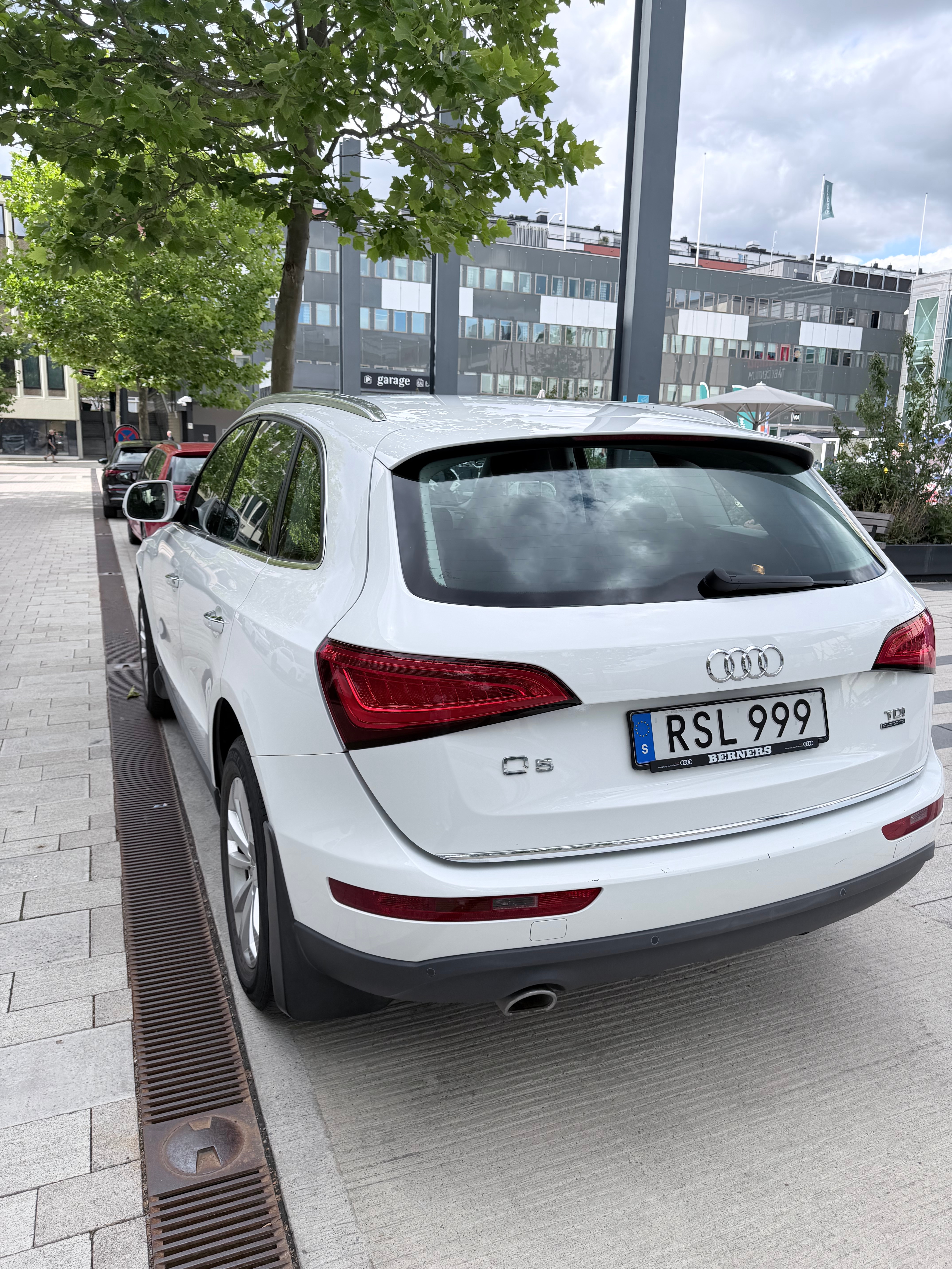 Audi Q5 2.0 TDI DPF quattro Manuell 2015, bild 7/8