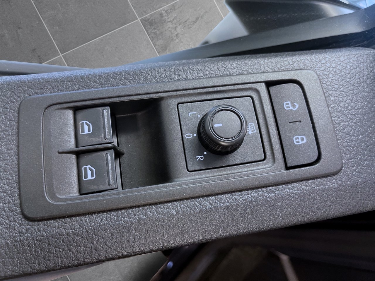 Volkswagen Transporter 2016, bild 7/10
