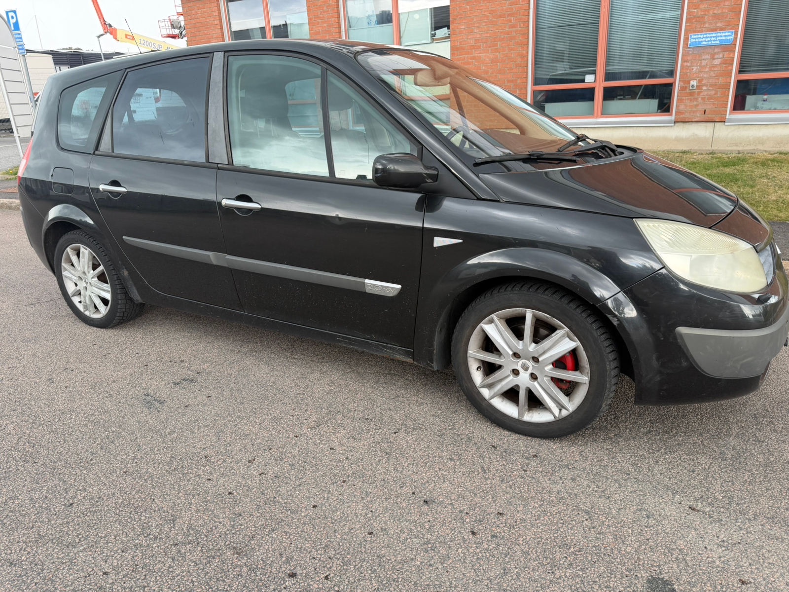 Renault Grand Scenic II 2.0 Manuell 2005, bild 2/10