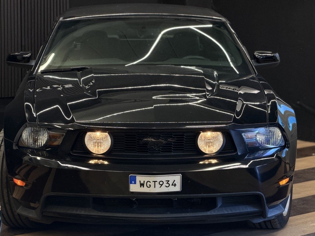 Ford Mustang GT Convertible GT 2010, kuva 5/10