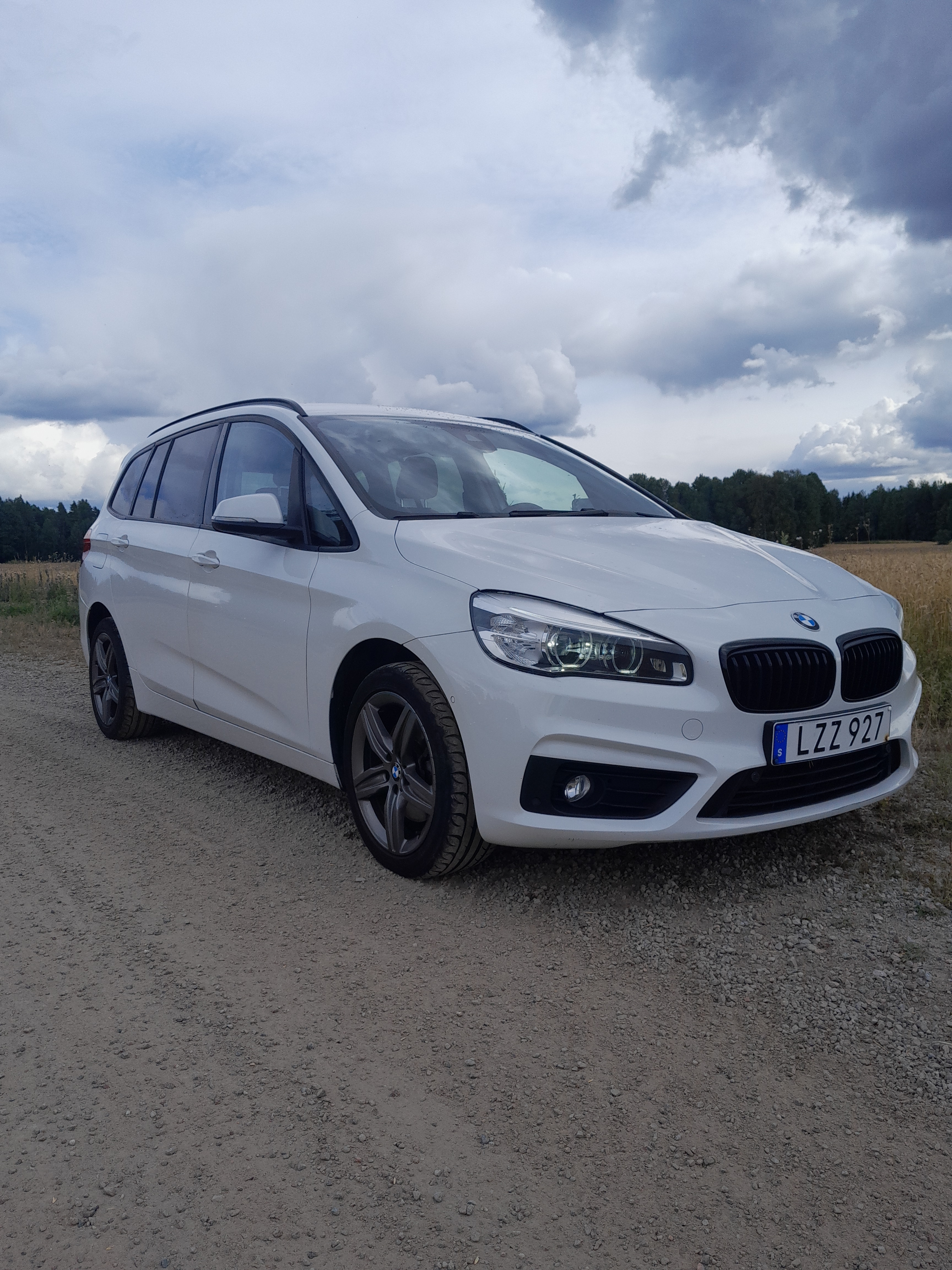 BMW 218