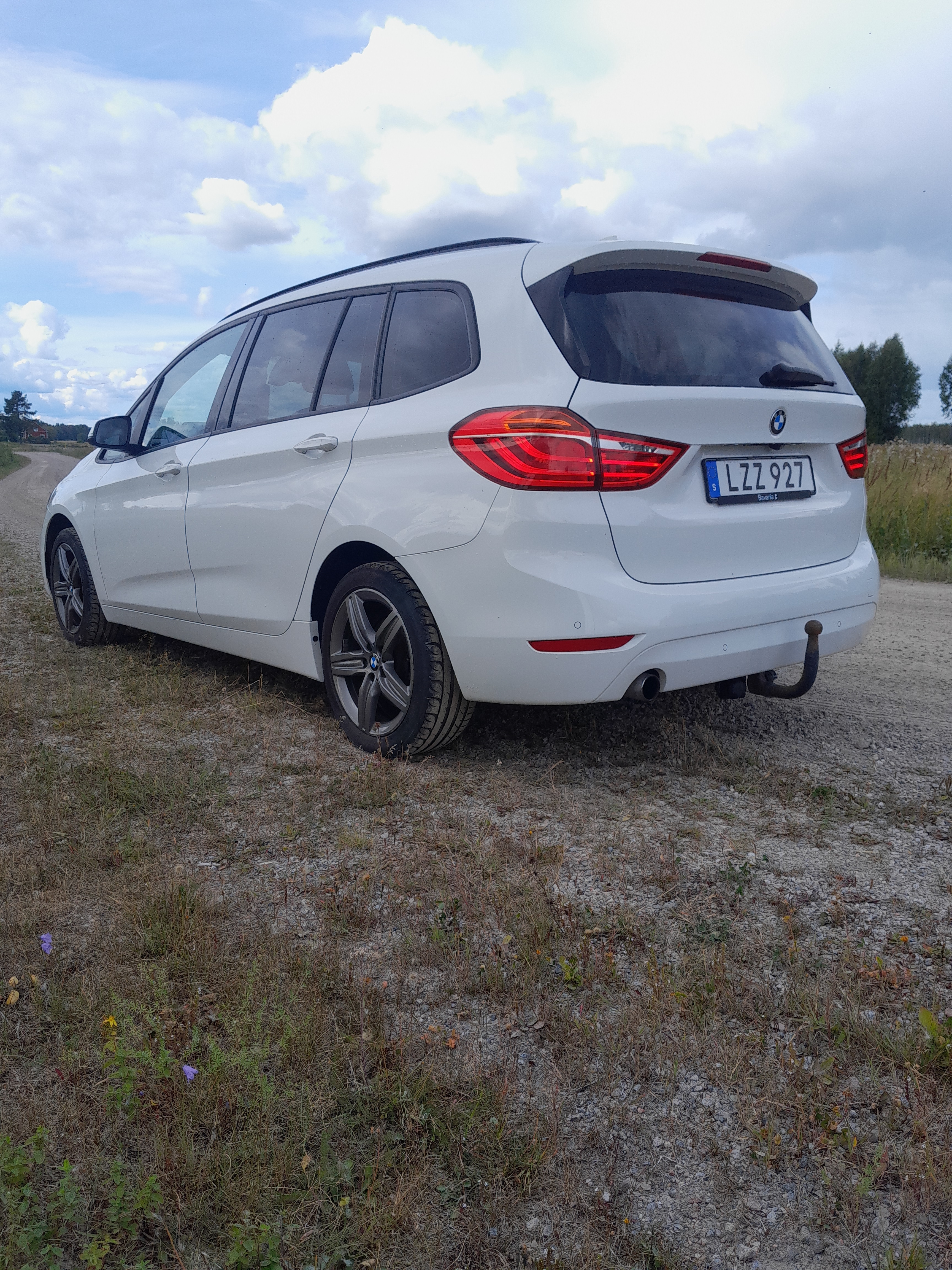 BMW 218 2016, bild 3/4