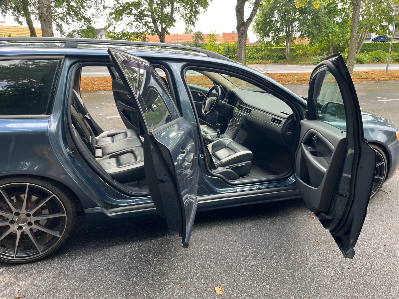 Volvo V70 2.4D Manuell 2009, kuva 6/6