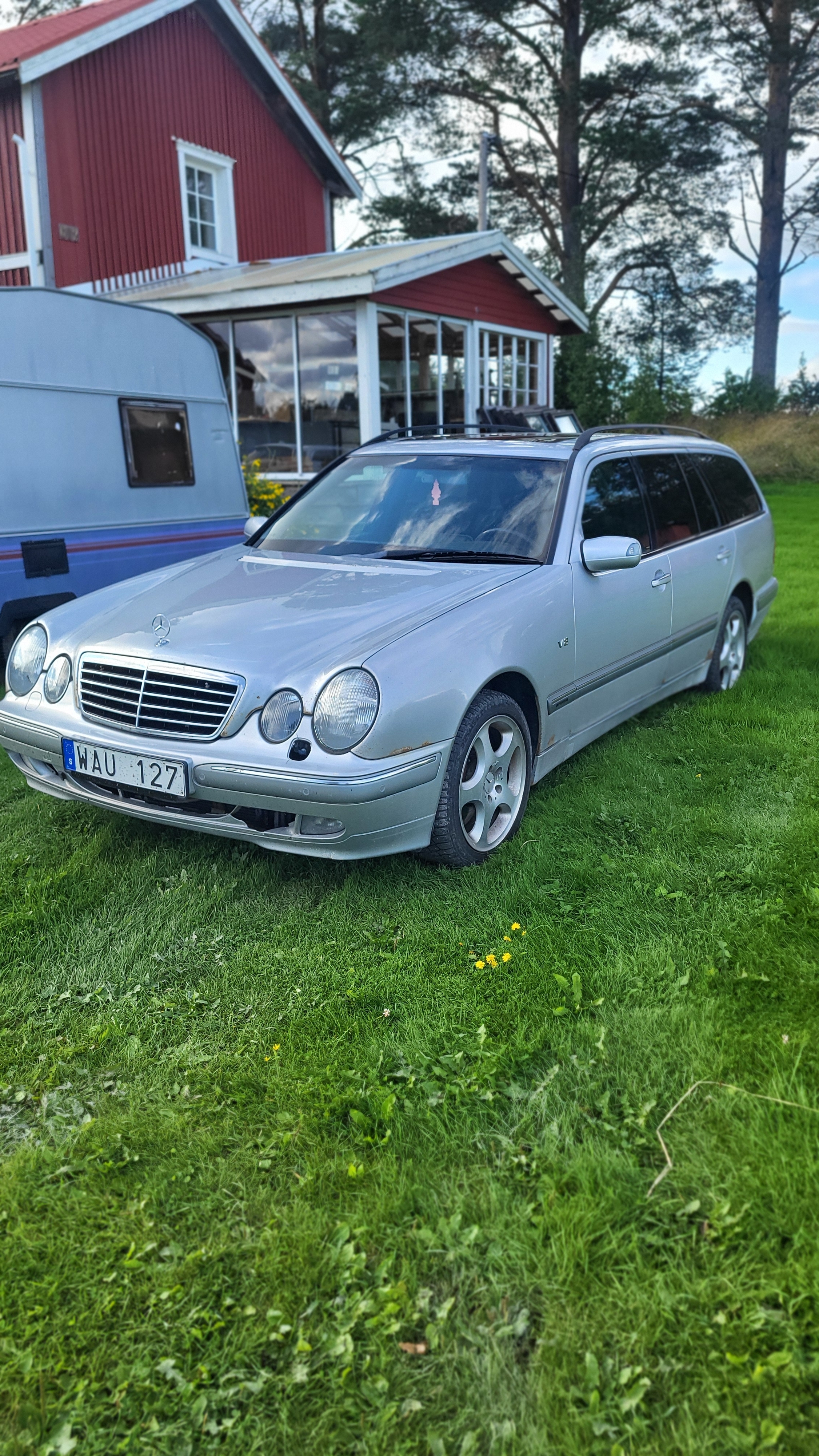 Mercedes-Benz E