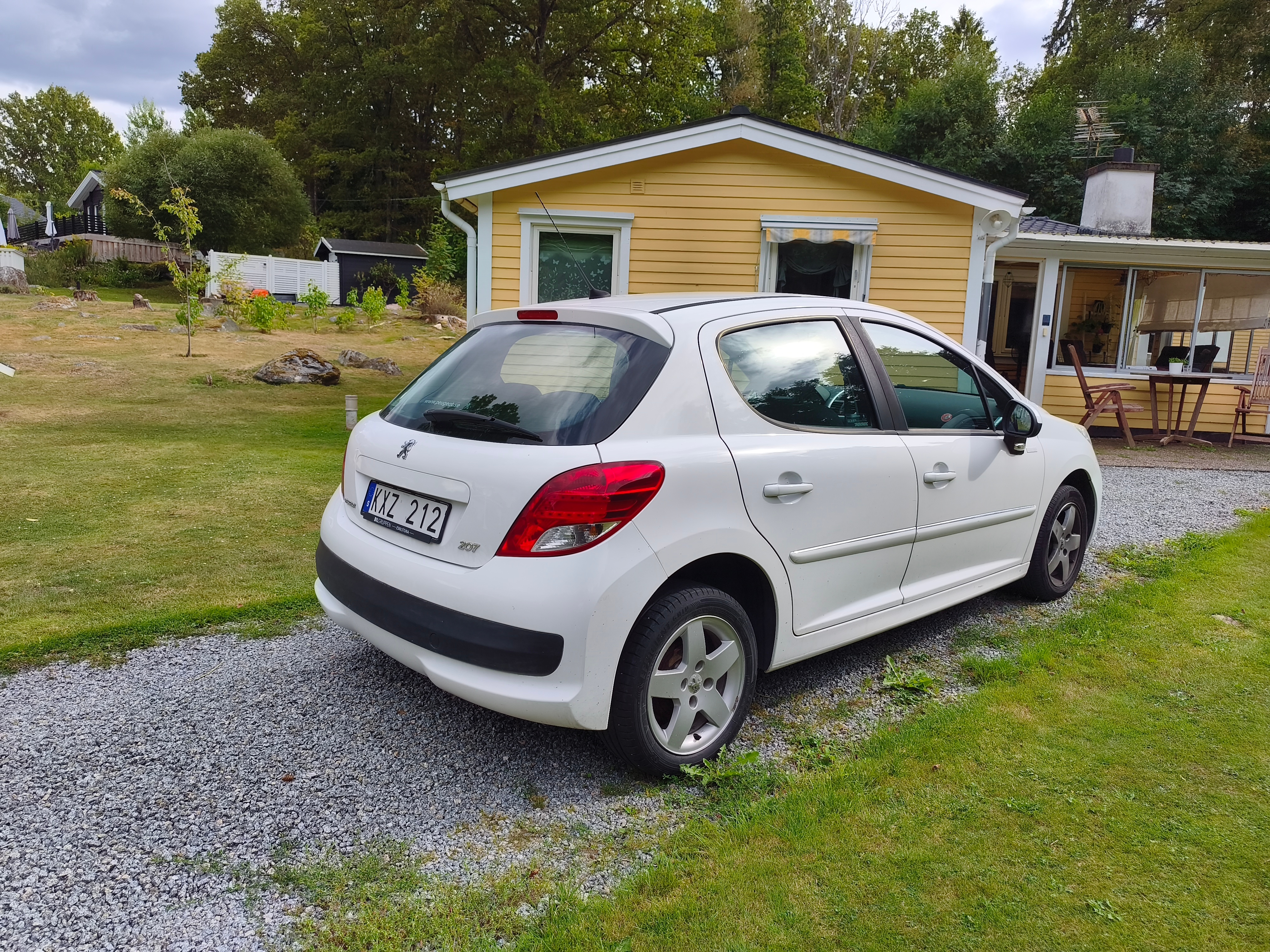 Peugeot 207 5-dörrar 1.4 VTi Manuell 2010, bild 4/6