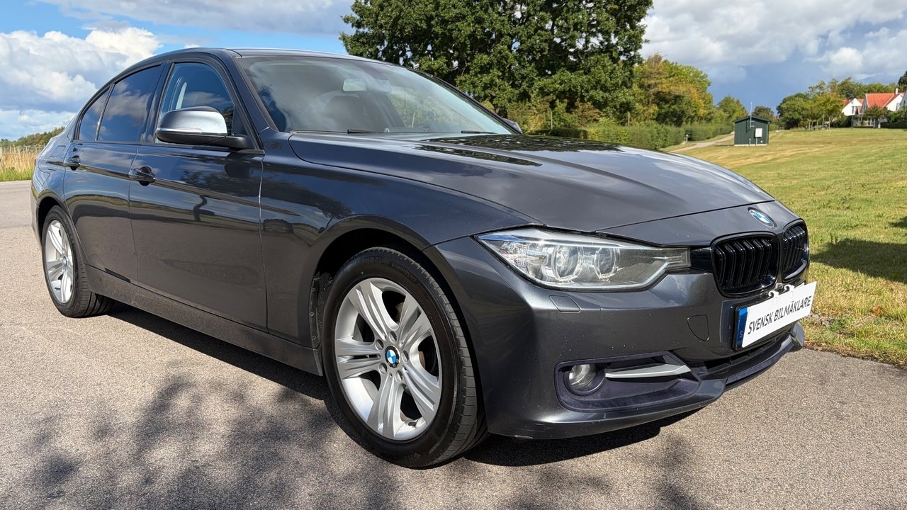 BMW 318 d RWD M-Sport ratt 2014, bild 7/10