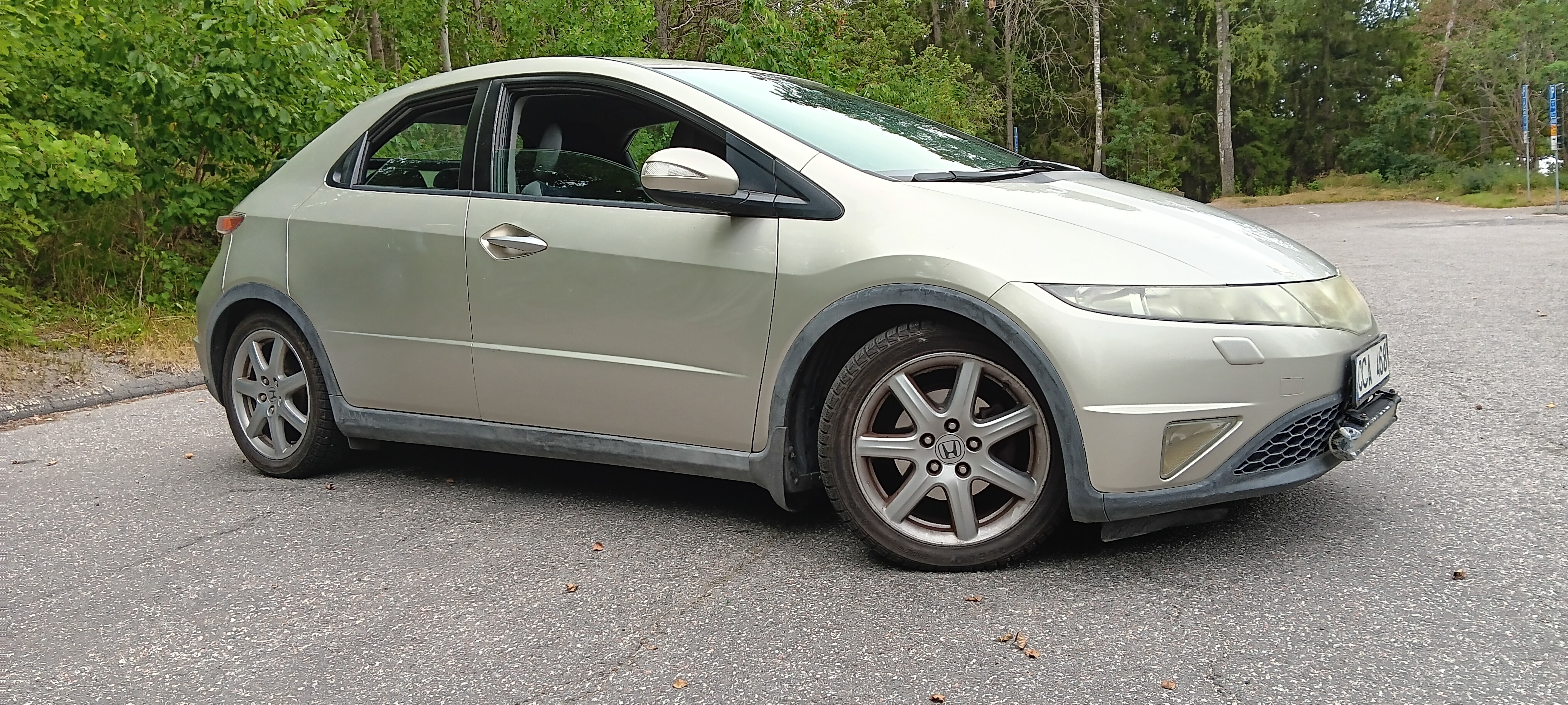 Honda Civic 5-dörrar 1.8 i-VTEC Manuell 2006, bild 2/10