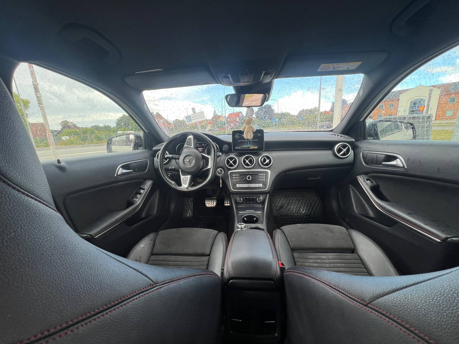 Mercedes-Benz A 200 d 4MATIC 7G-DCT 2017, photo 3/9