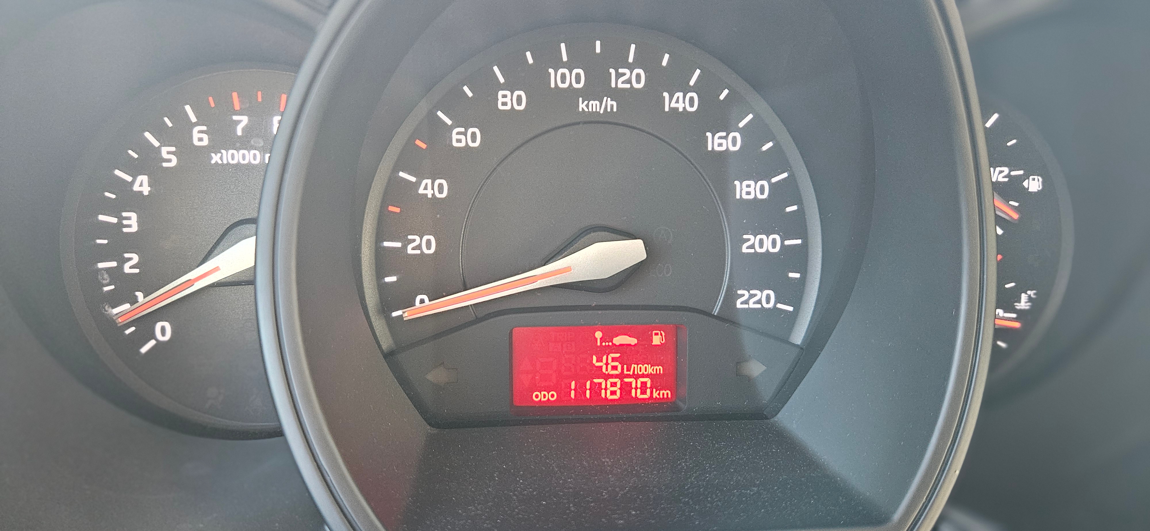 Kia Rio 5-dörrar 1.2 CVVT Manuell 2015, bild 7/8