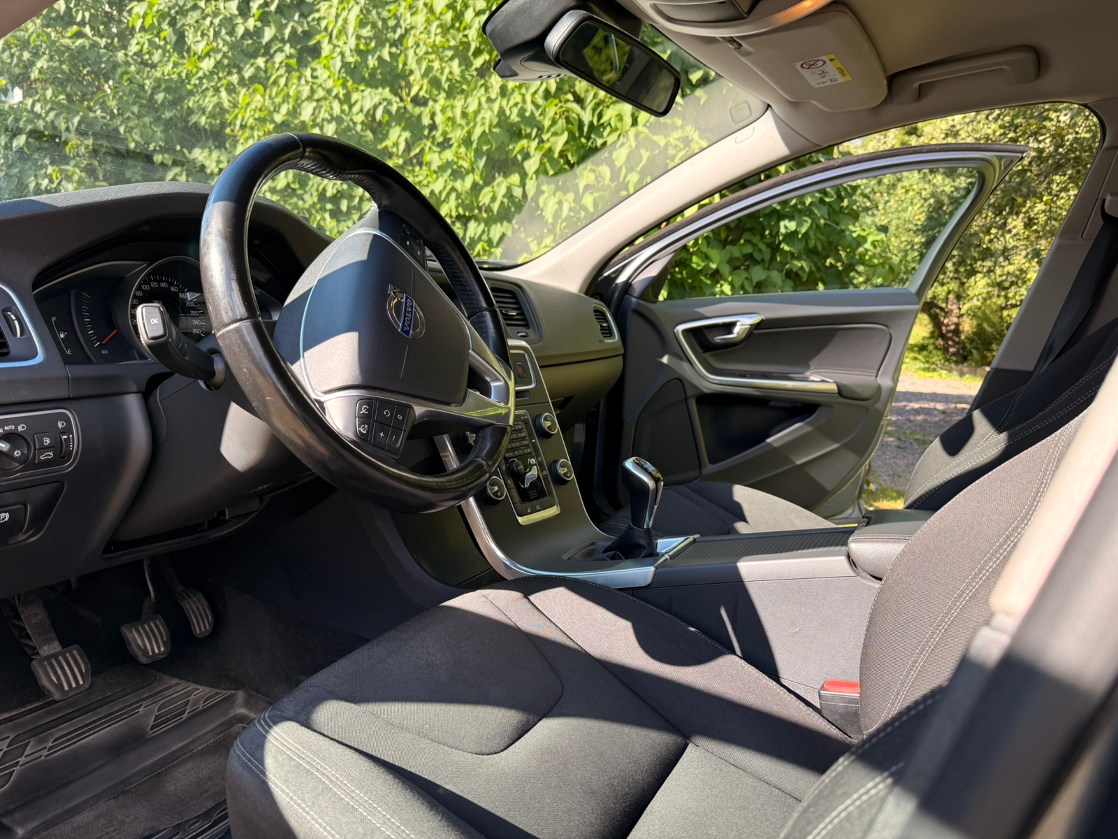 Volvo V60 T3 Manuell 2017, bild 6/9