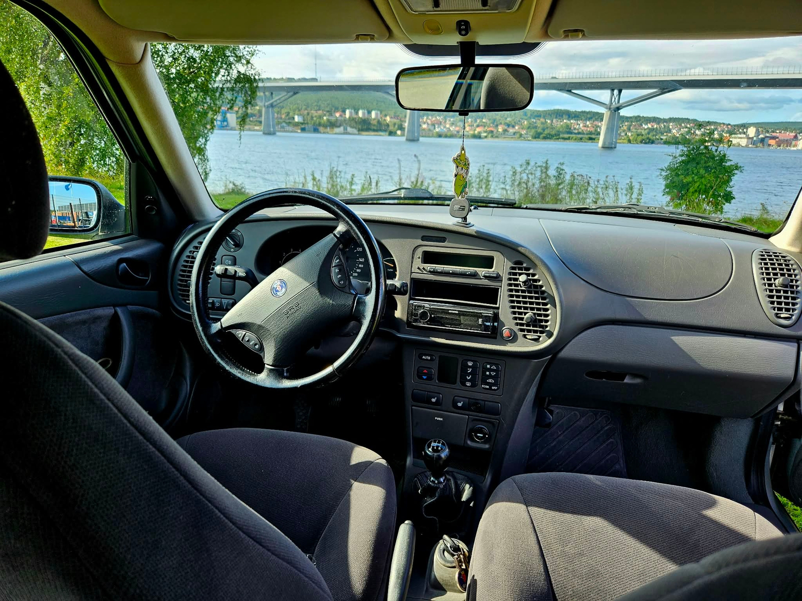 Saab 9-3 3-dörrar 2.0 Turbo Manuell 1998, photo 5/7