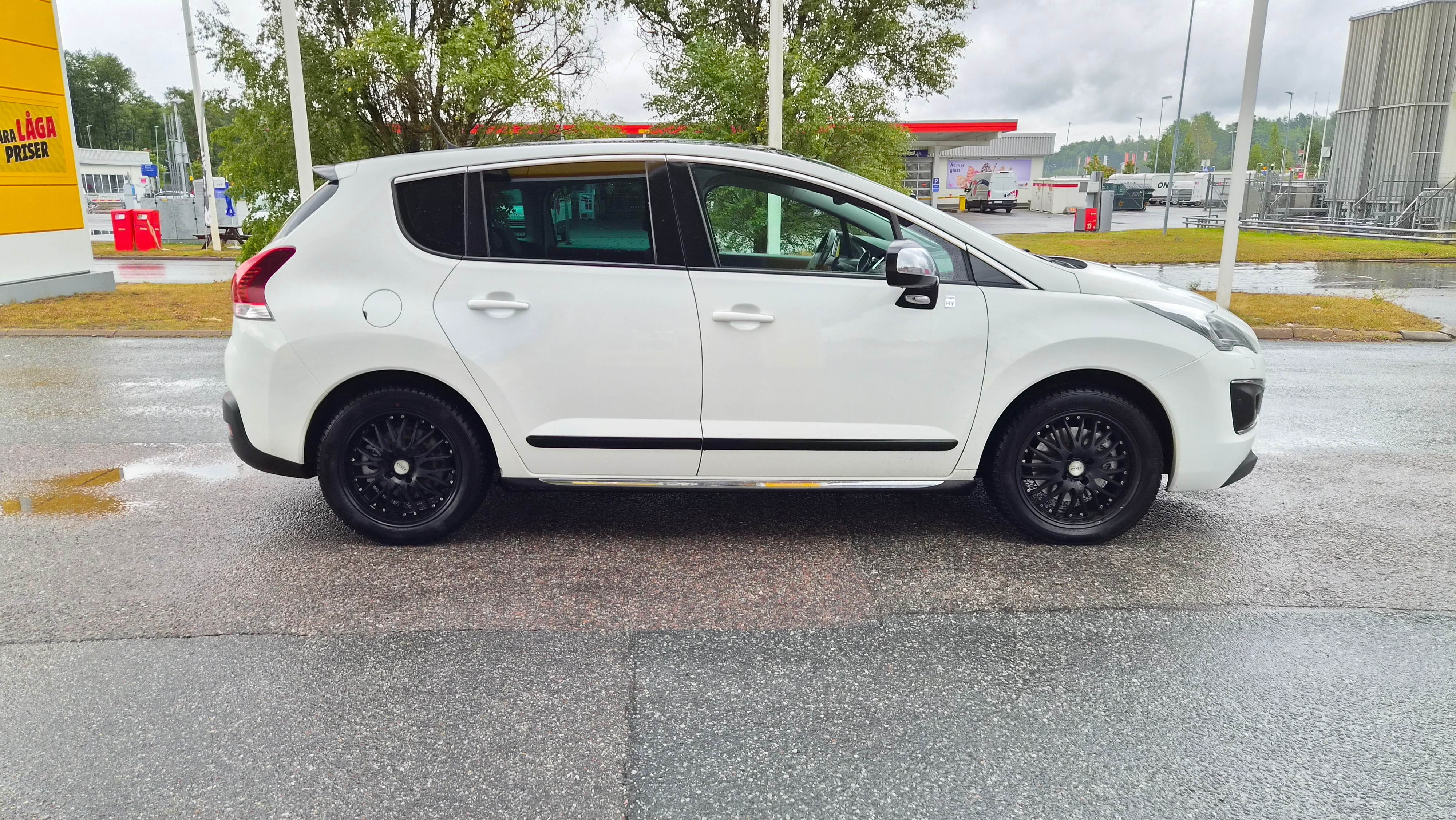 Peugeot 3008 2.0 Hybrid4 Automat 2014, kuva 5/10