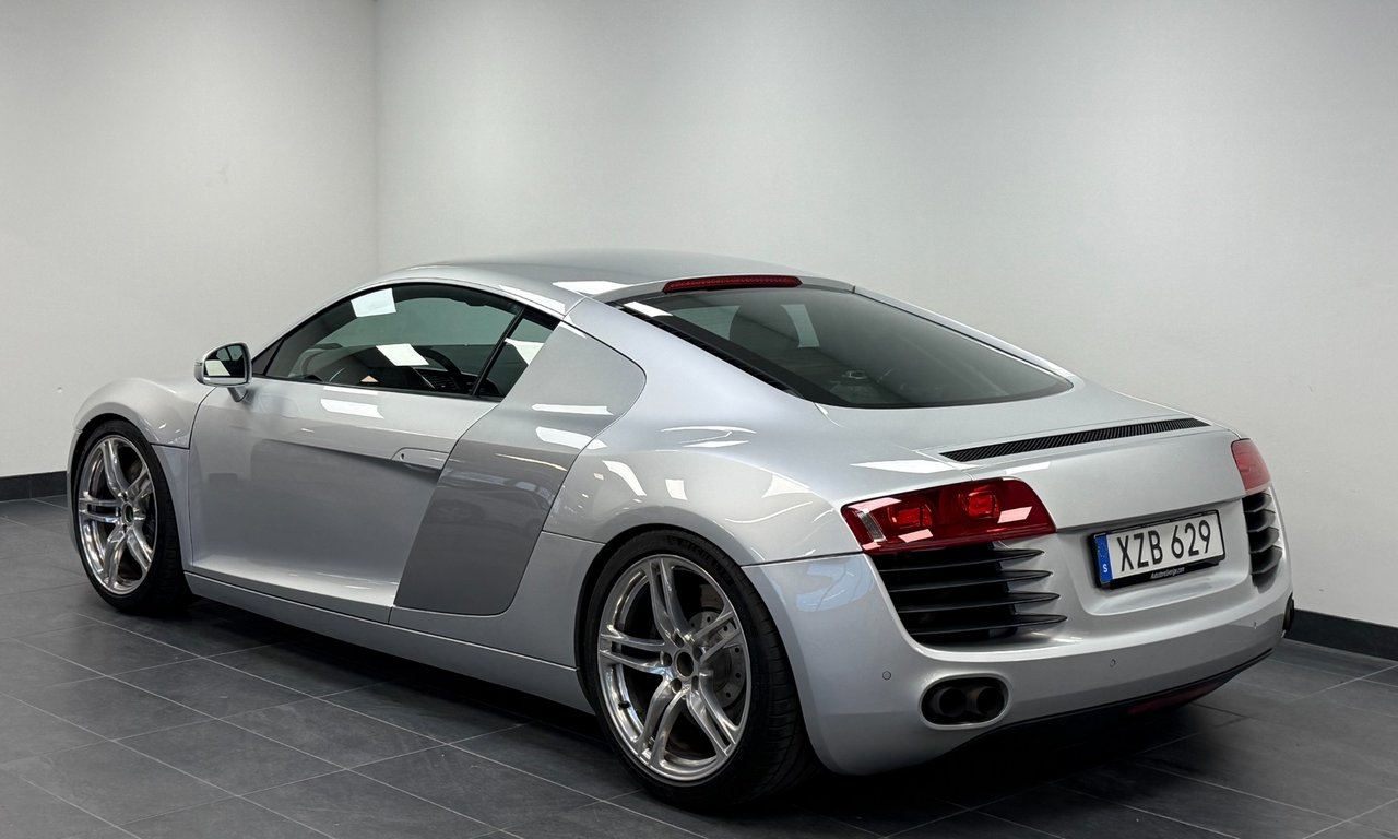 Audi R8 Coupé 4.2 FSI V8 Q R Tronic 2007, bild 2/14