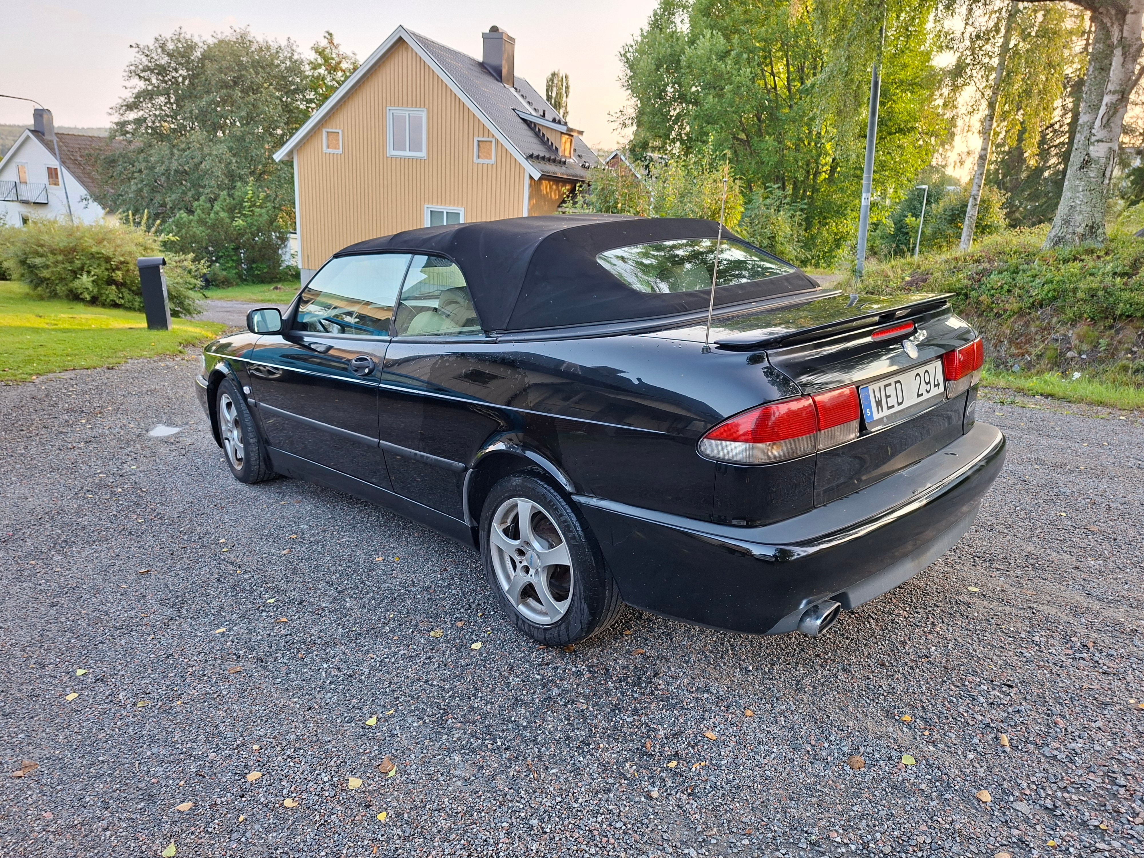 Saab 9-3 Cabriolet 2.0 Turbo Automatisk 1998, photo 2/5