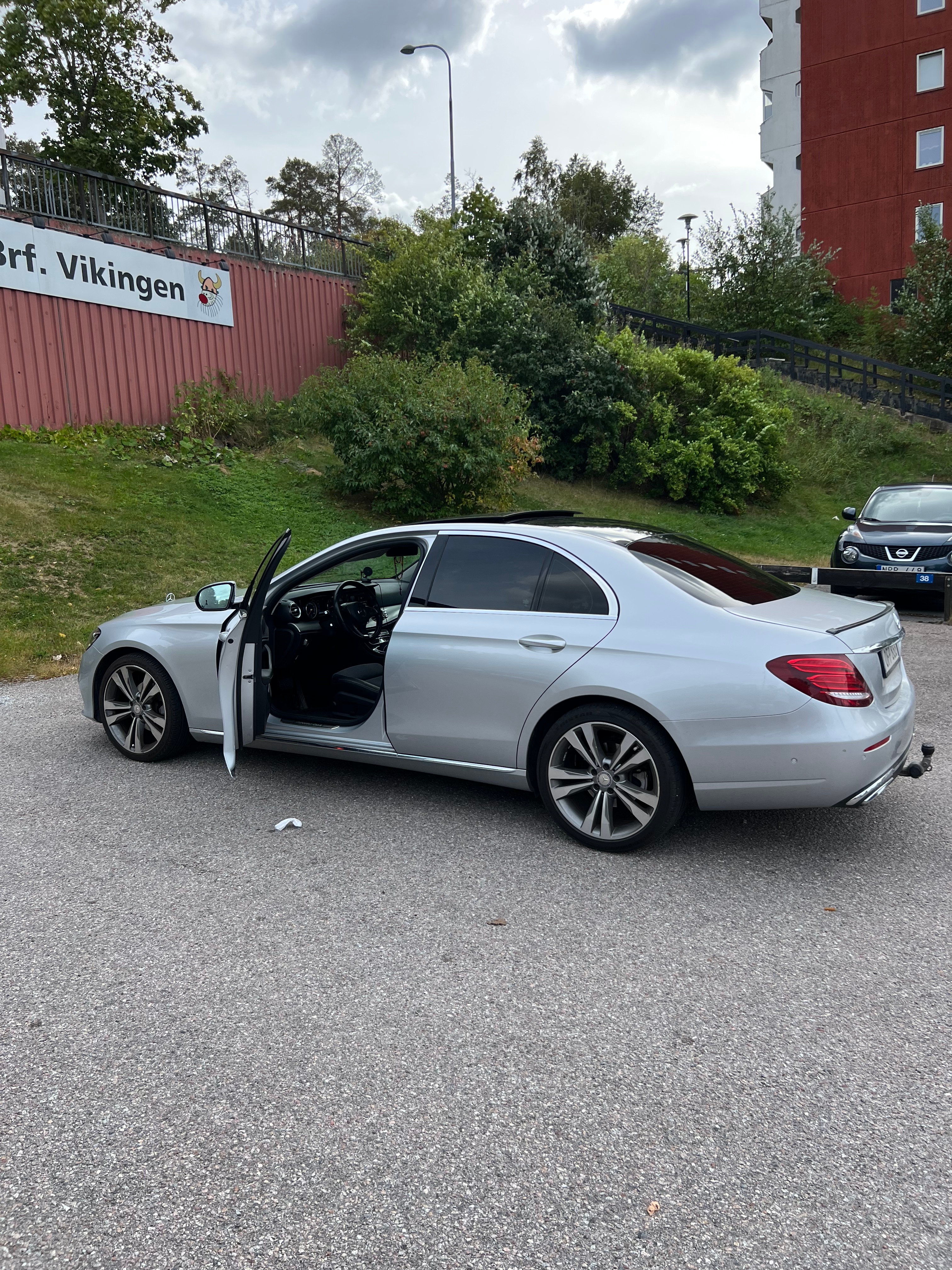 Mercedes-Benz E 220 d 9G-Tronic 2017, bild 4/10