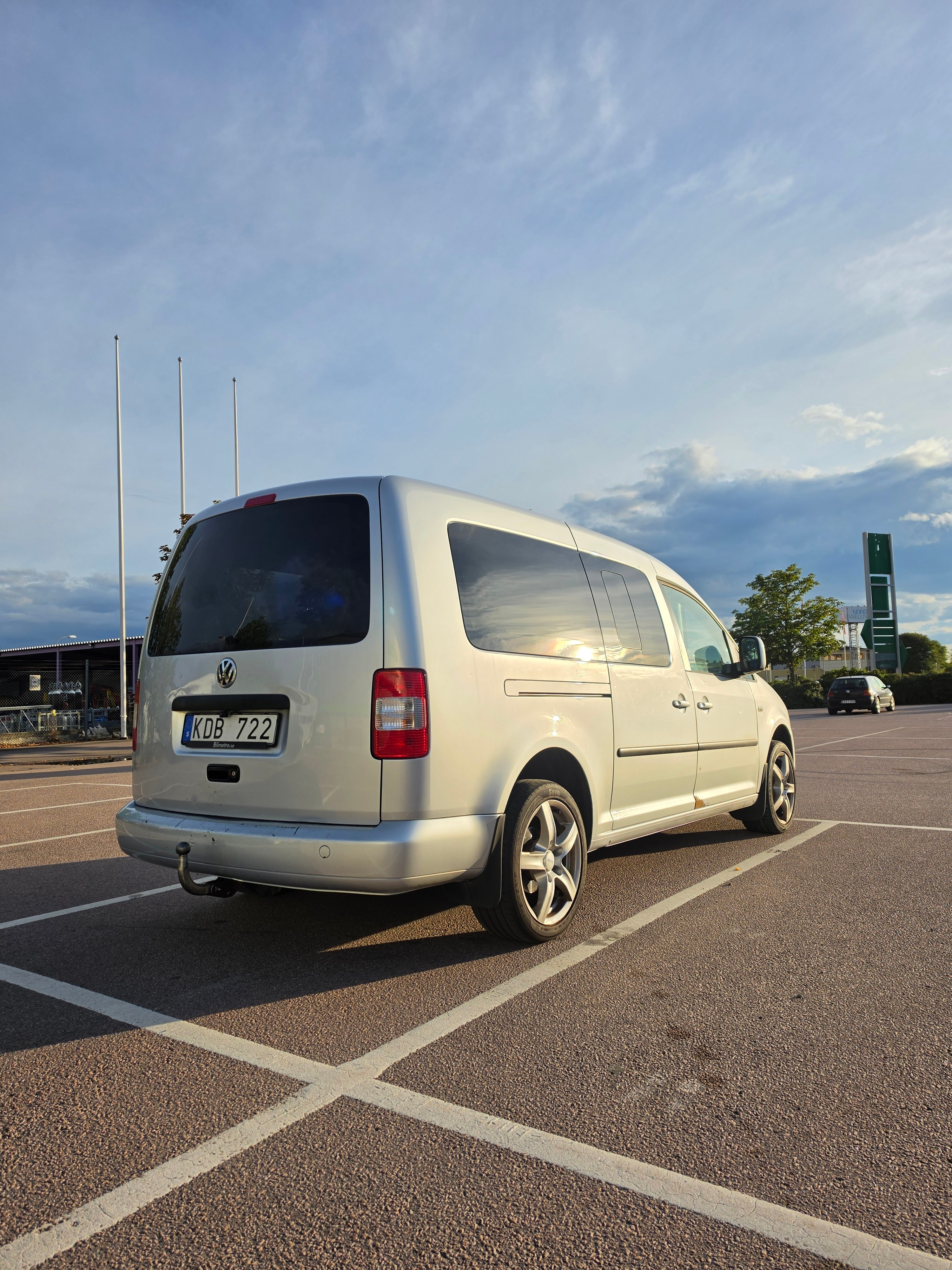 Volkswagen Caddy Maxi 2010, bild 5/9