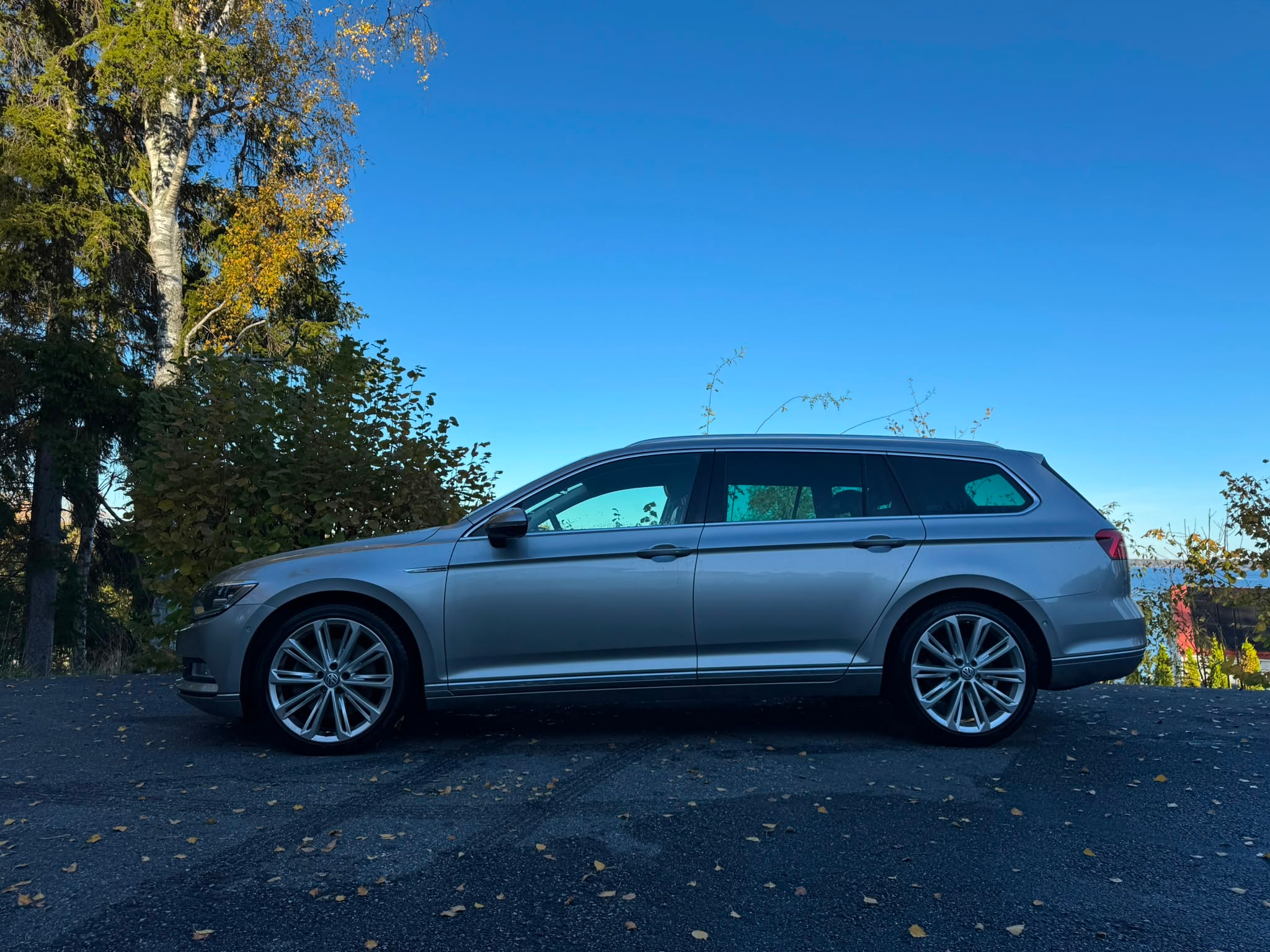 Volkswagen Passat 2016, bild 2/10