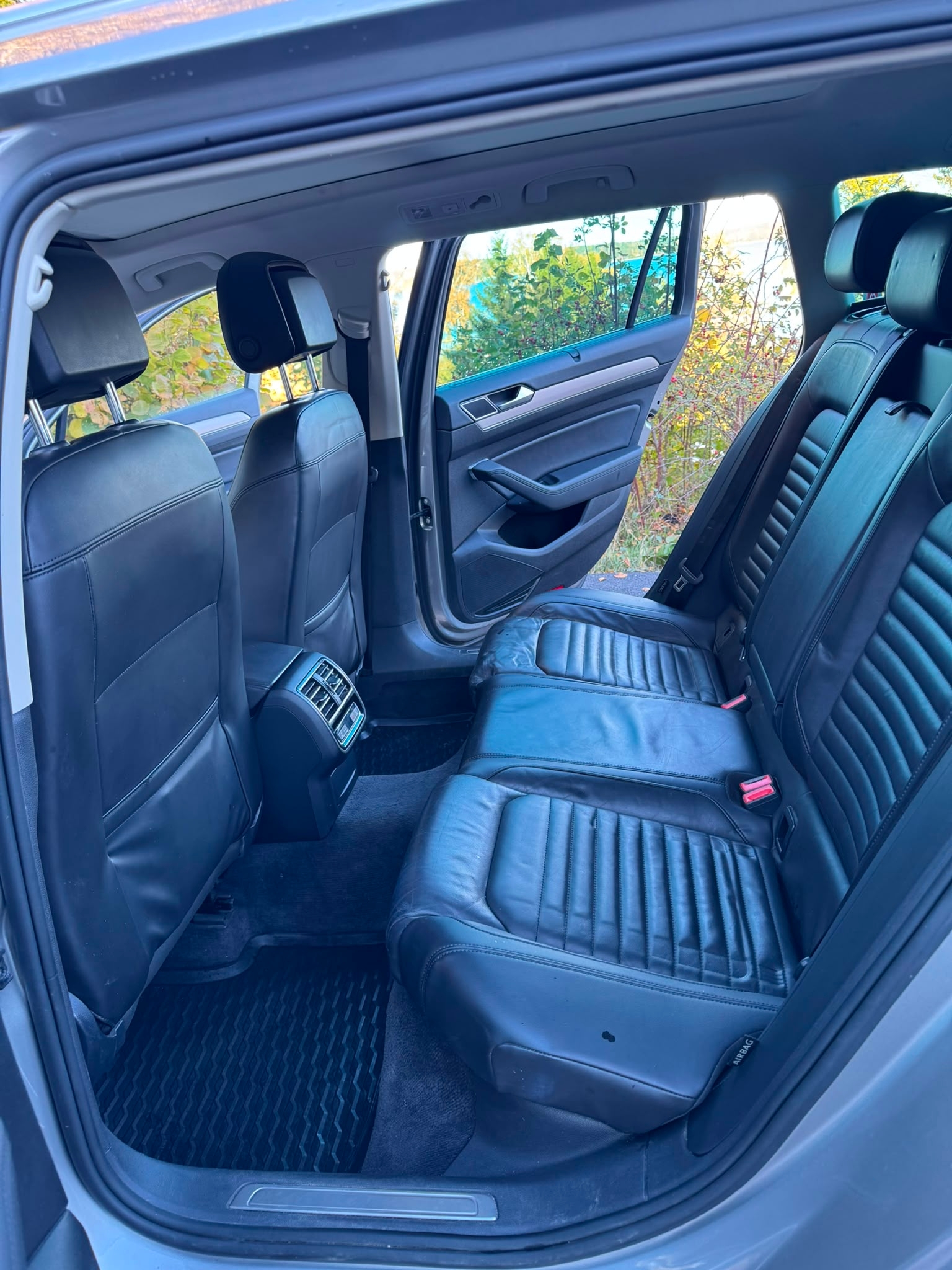 Volkswagen Passat 2016, bild 6/10