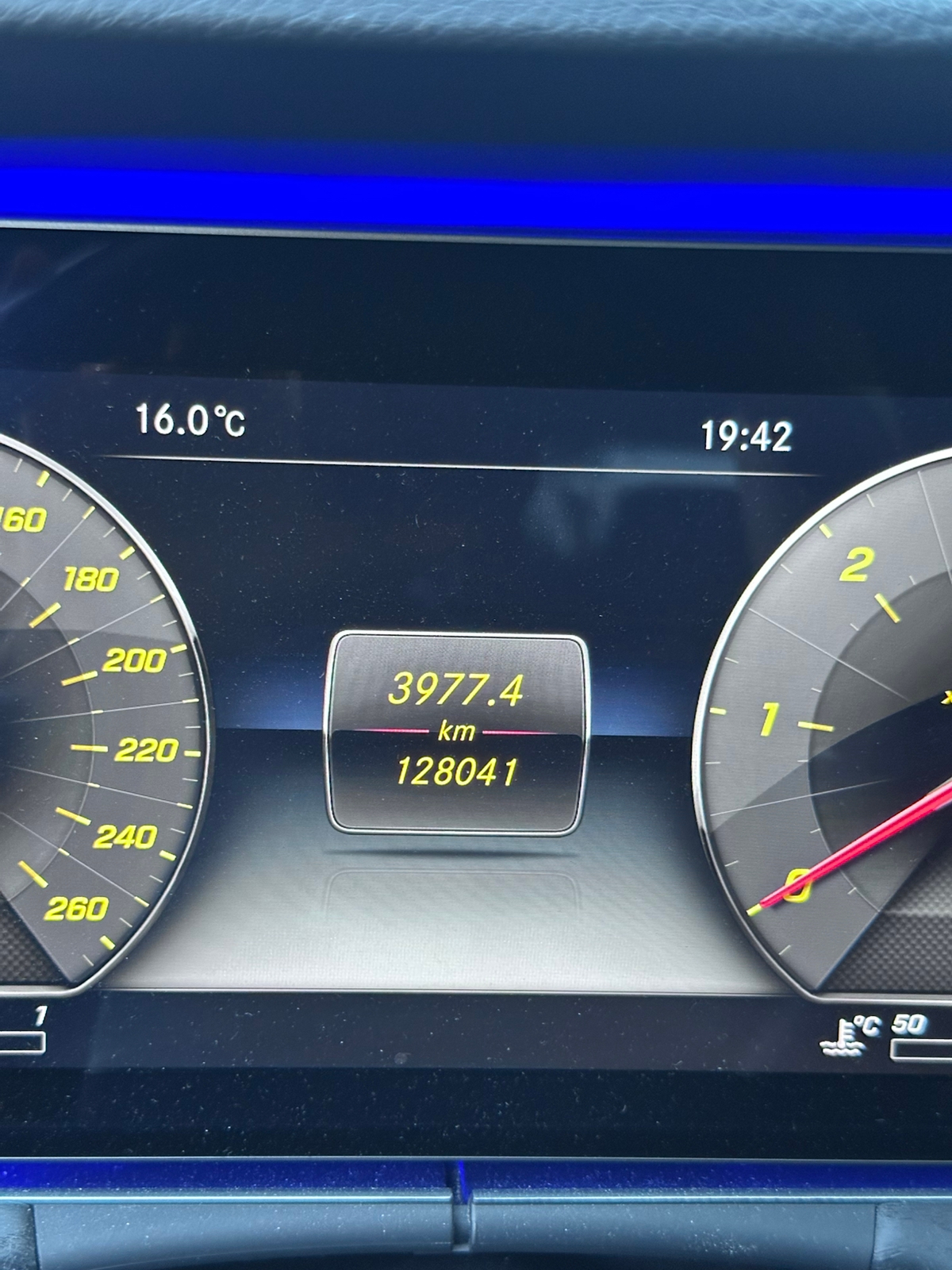 Mercedes-Benz E 220 T d 9G-Tronic 2020, bild 7/8