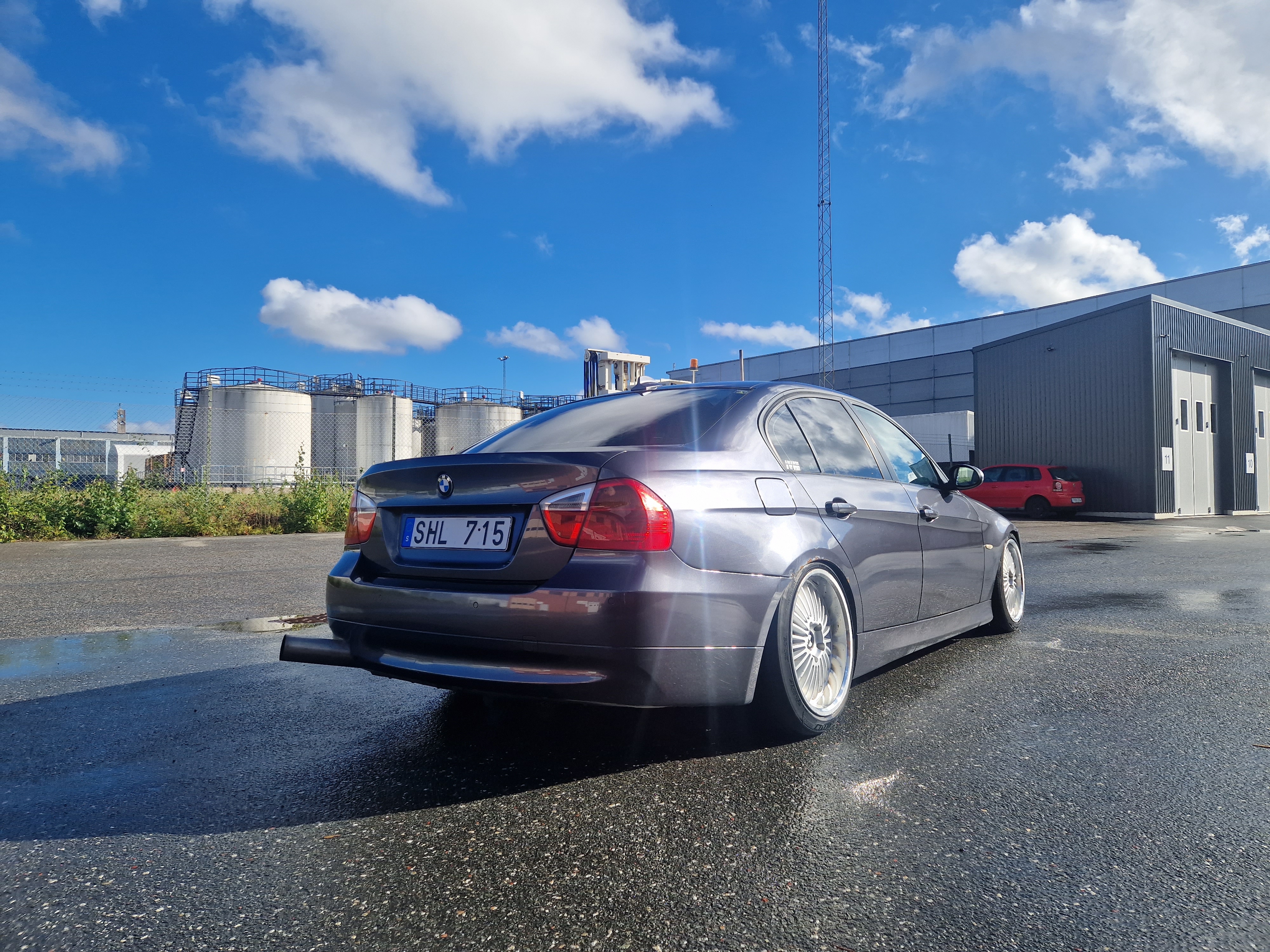 BMW 320