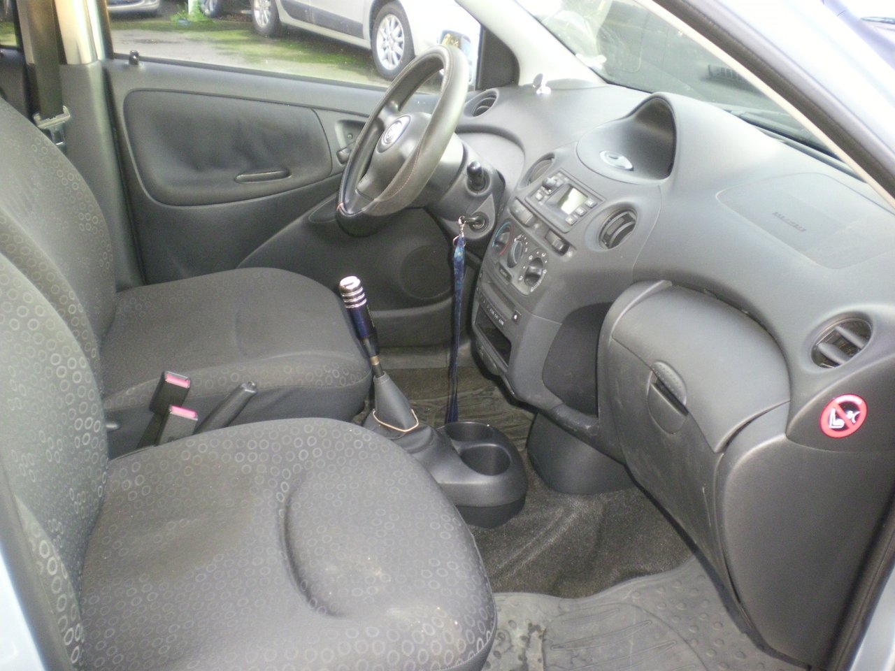 Toyota Yaris 5-dörrar 1.0 VVT-i 2003, bild 7/10