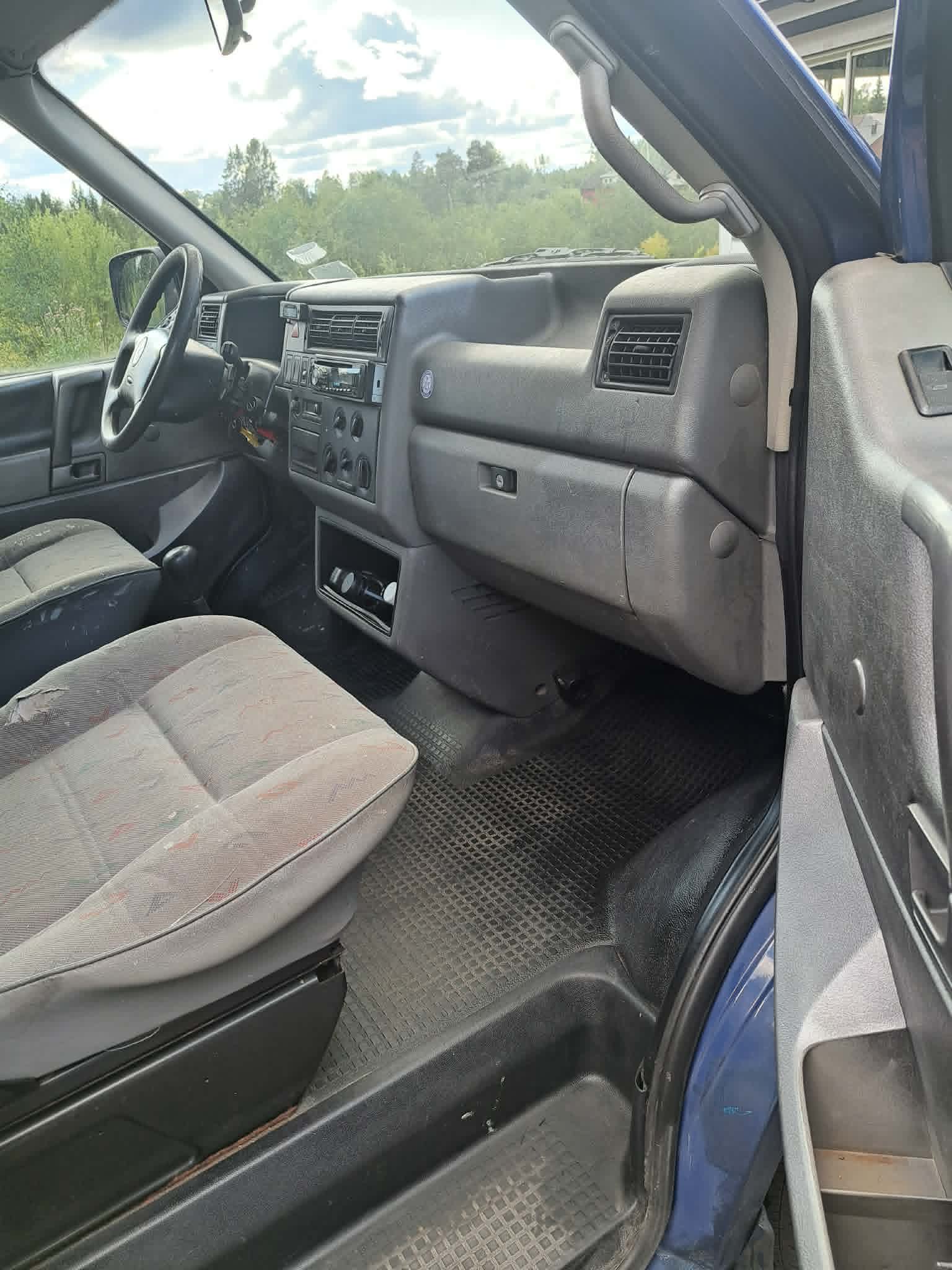 Volkswagen Transporter 2002, bild 2/9